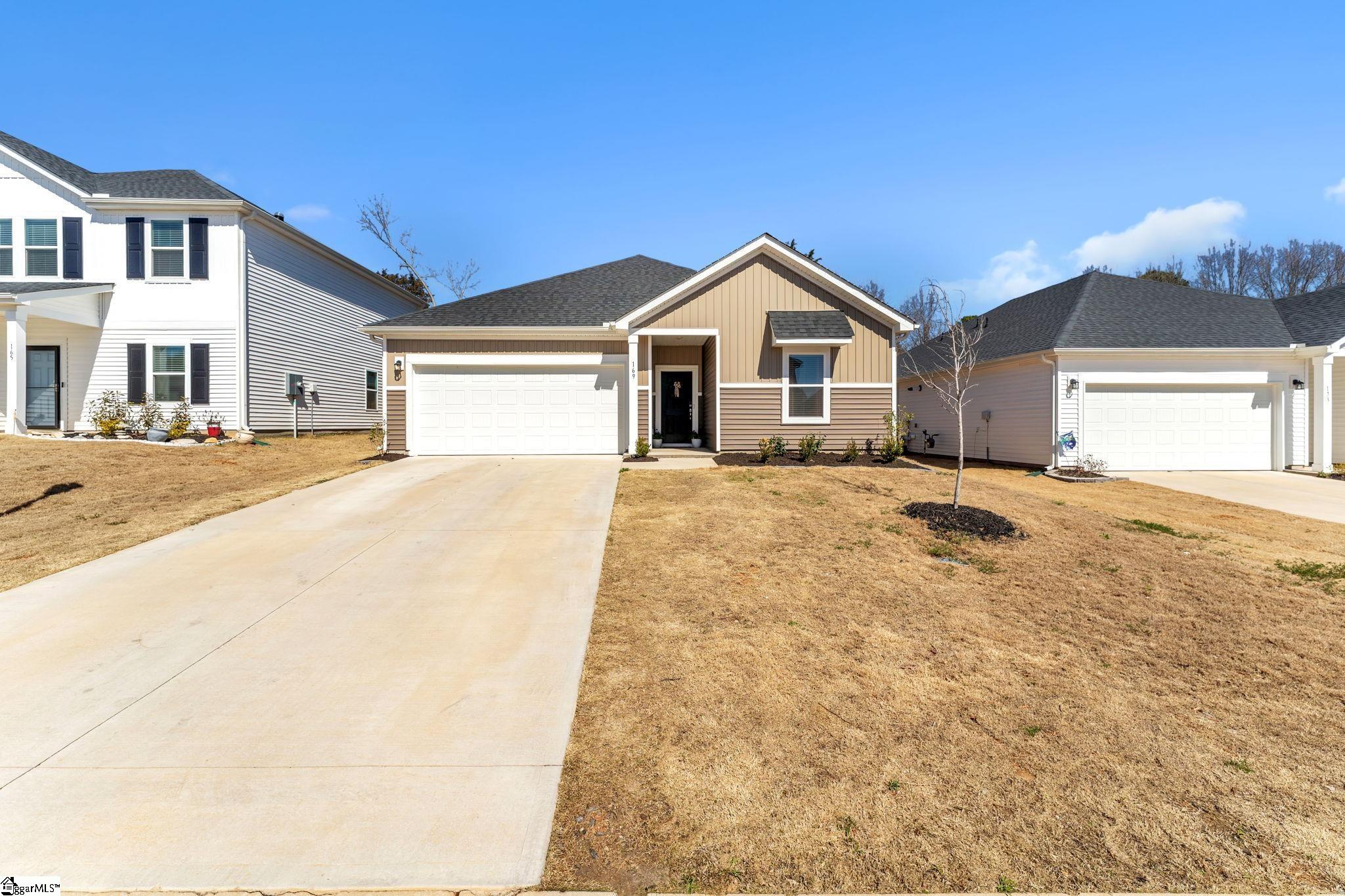 169 Vickery Road Woodruff, SC 29388