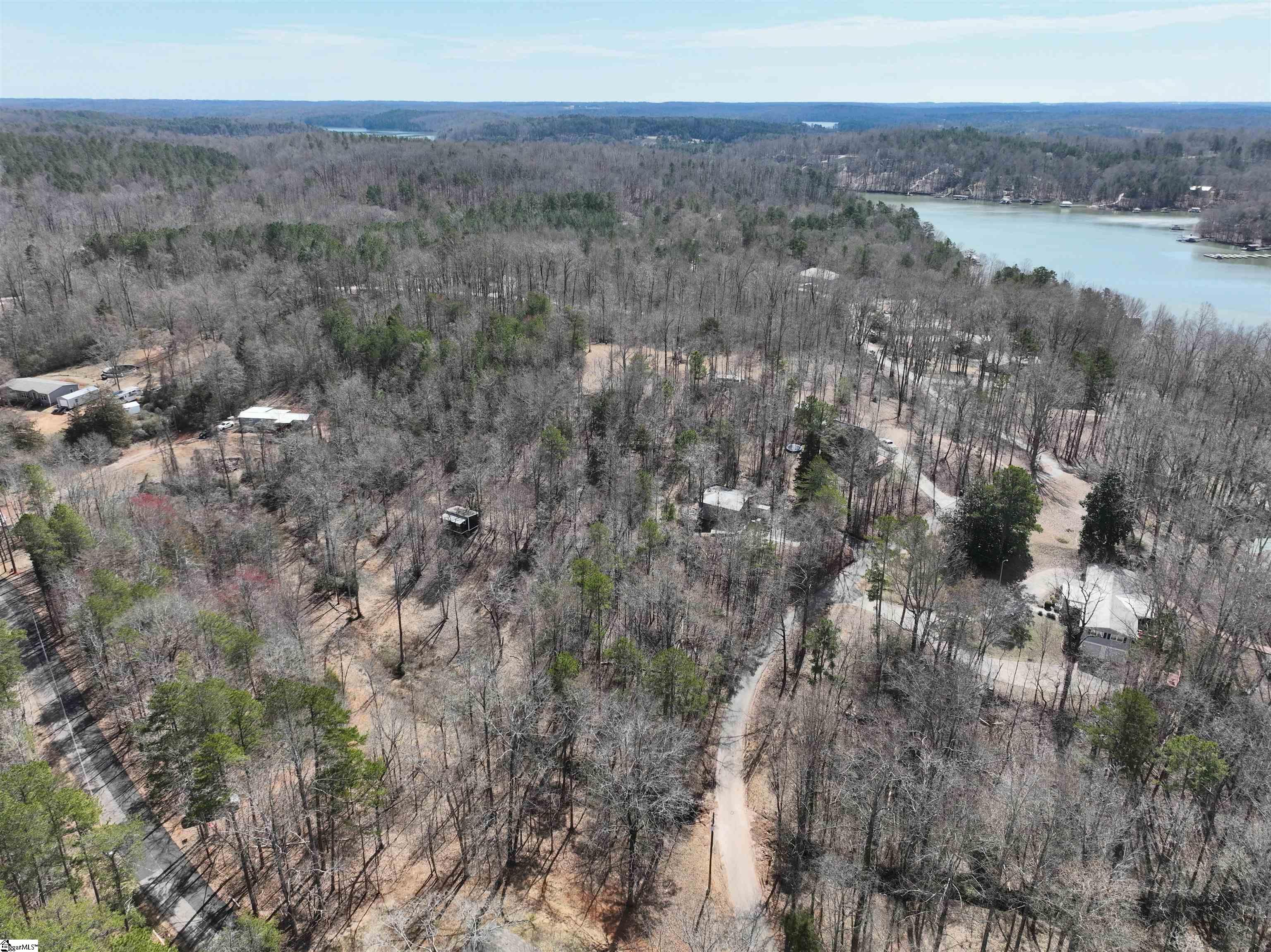 389 Fishers Cove Road Fair Play, SC 29643