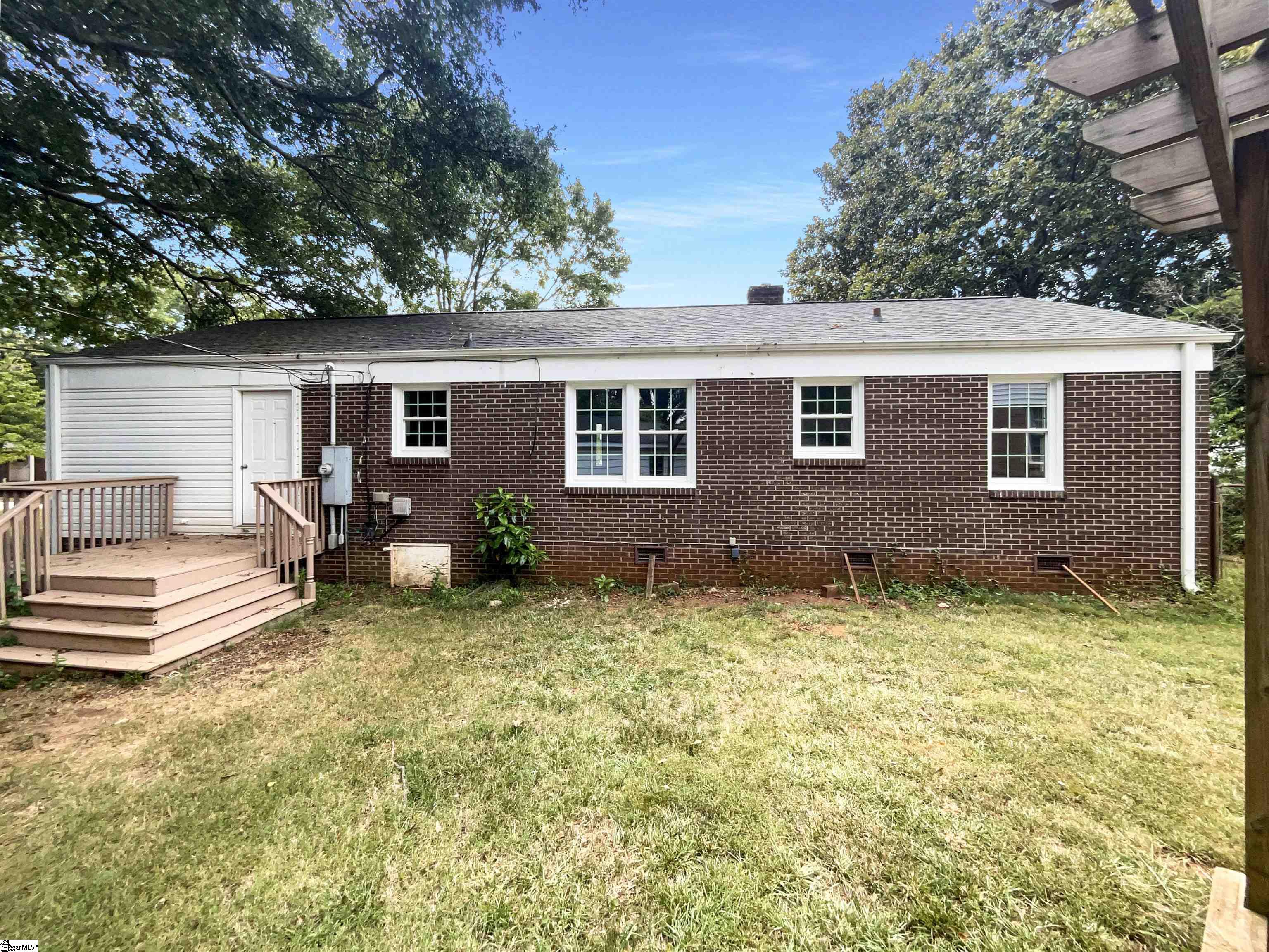 201 Gardenia Drive Greenville, SC 29617