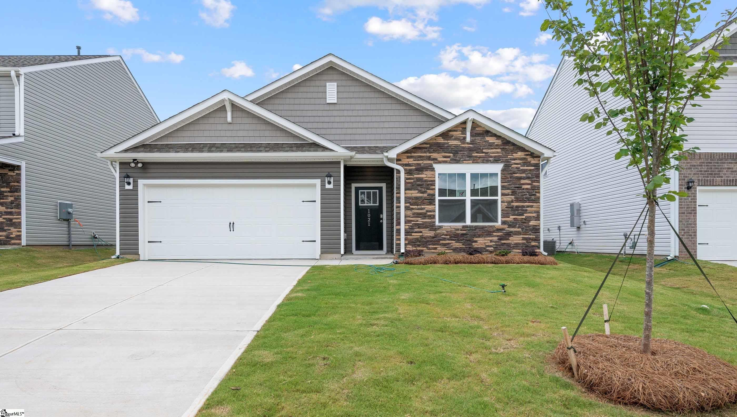 1021 Roleson Way Woodruff, SC 29388