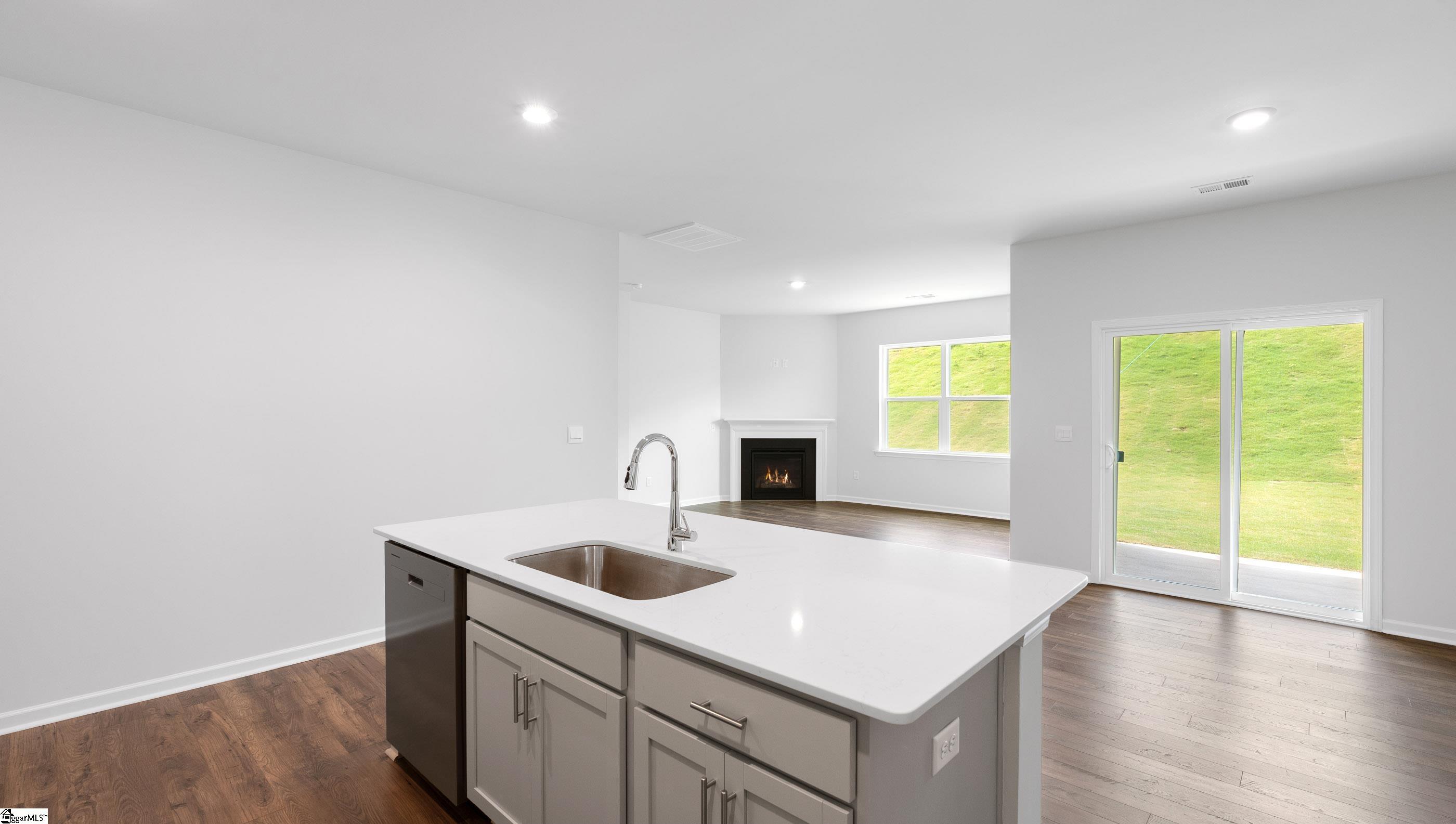 1021 Roleson Way Woodruff, SC 29388