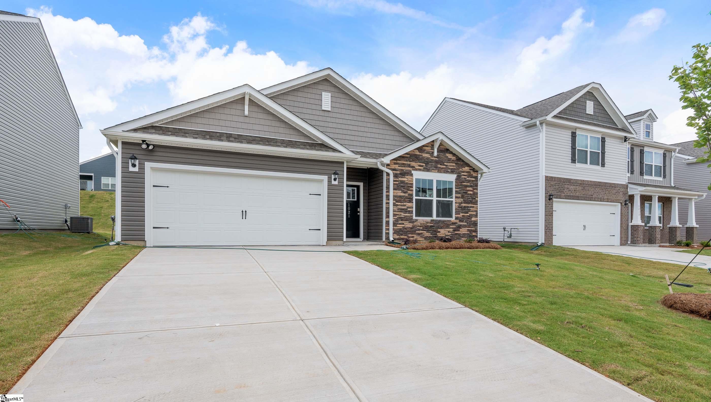 1021 Roleson Way Woodruff, SC 29388
