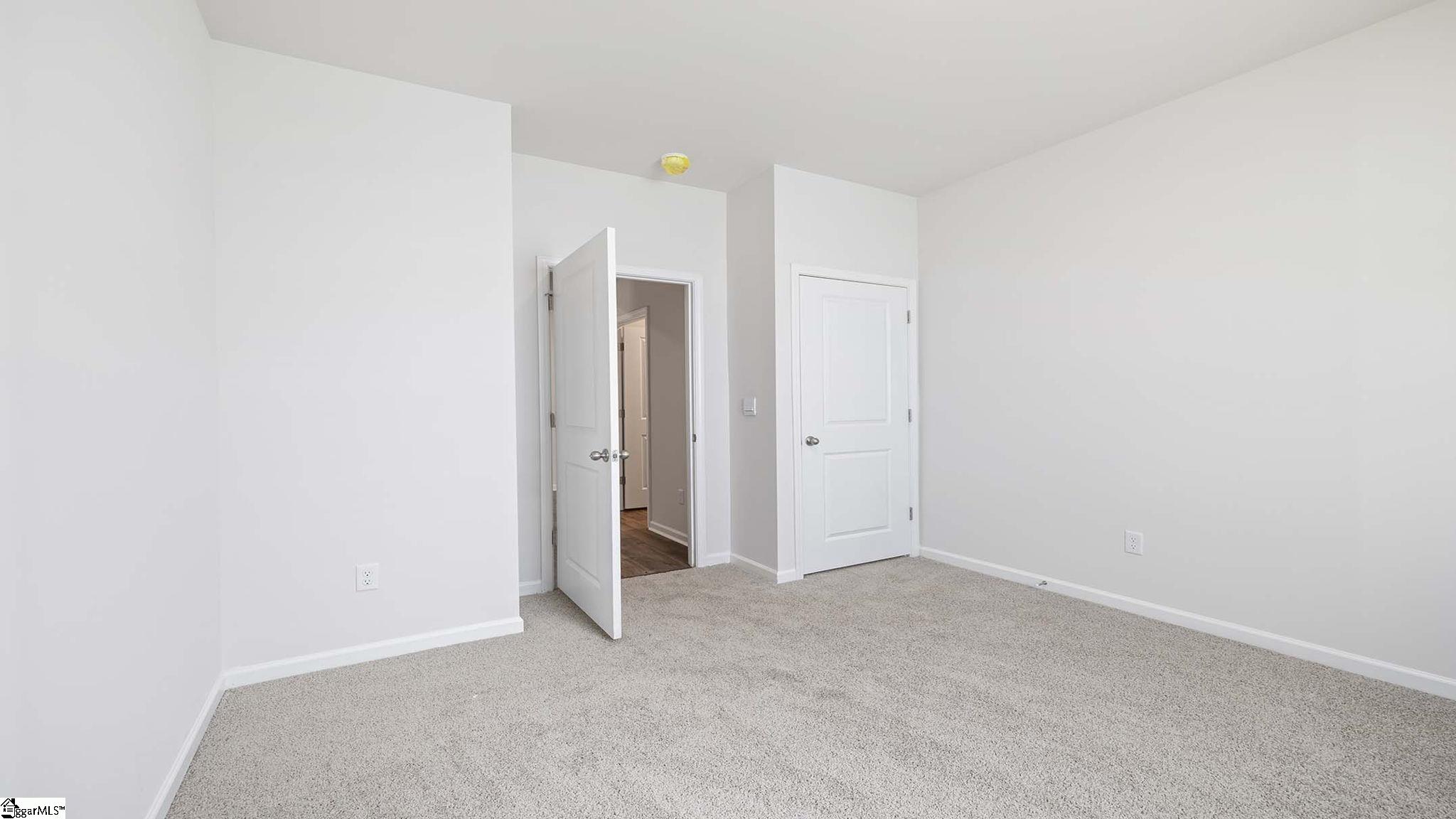 909 Pineland Drive Woodruff, SC 29388