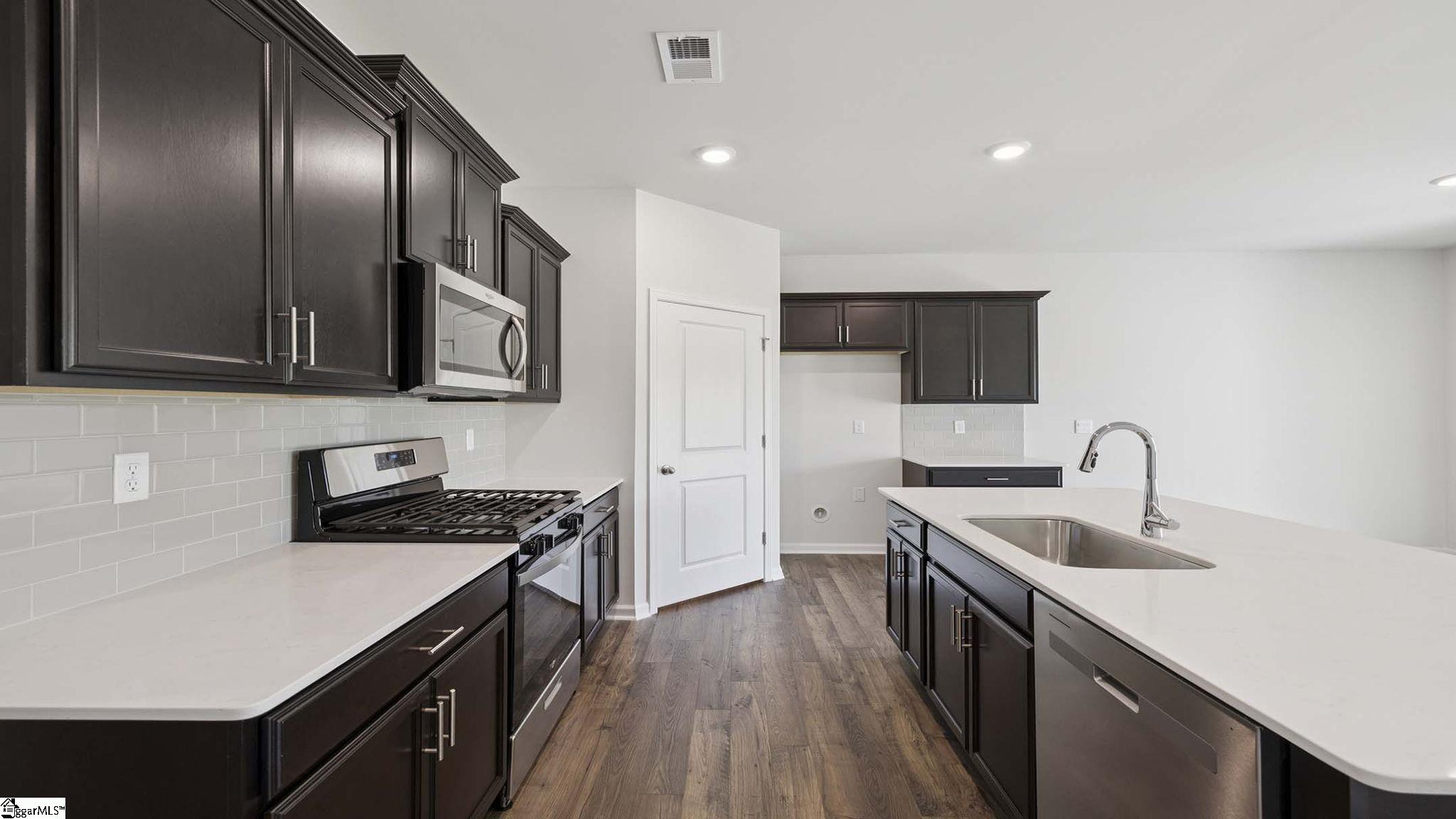 909 Pineland Drive Woodruff, SC 29388