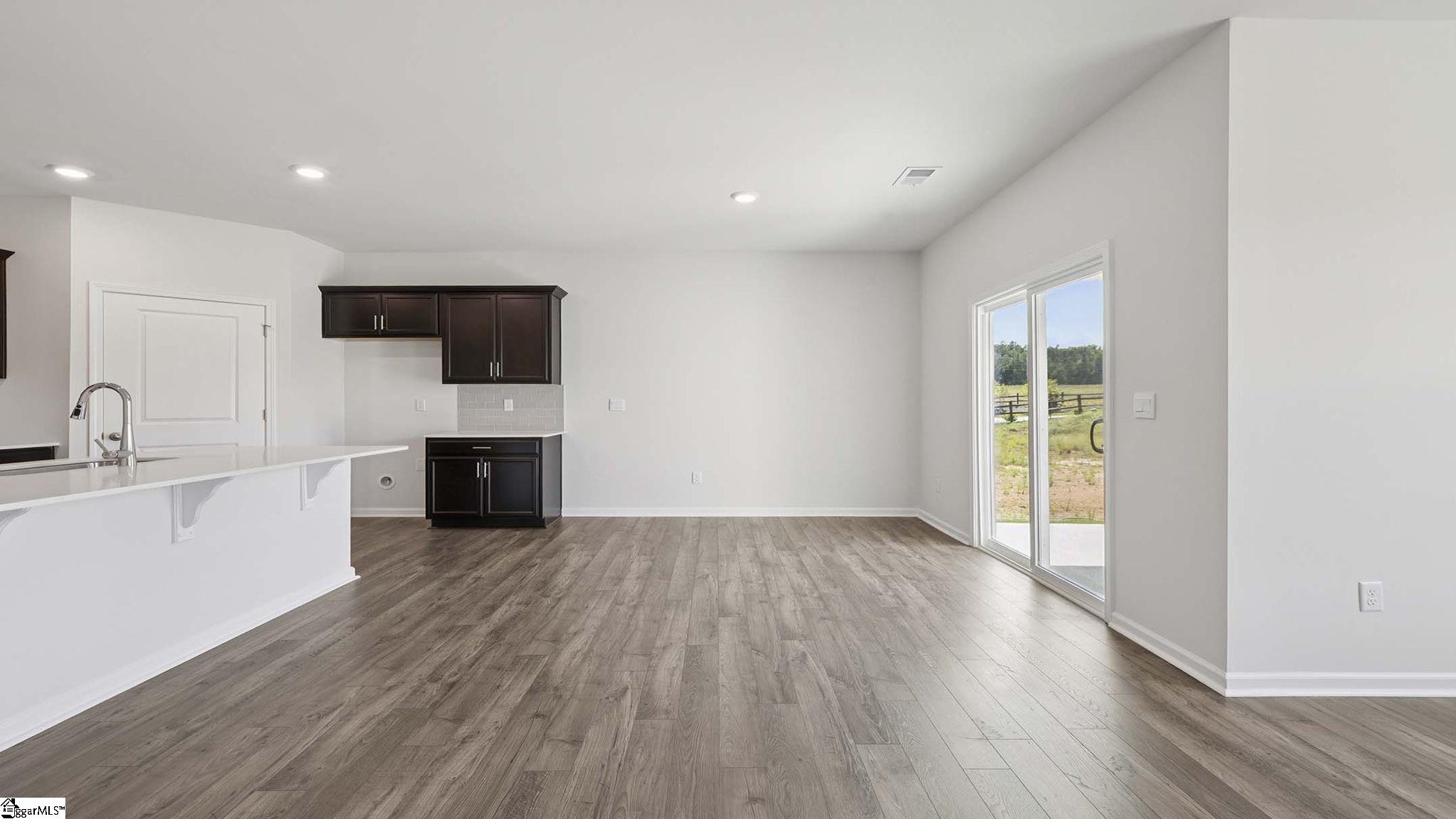 909 Pineland Drive Woodruff, SC 29388