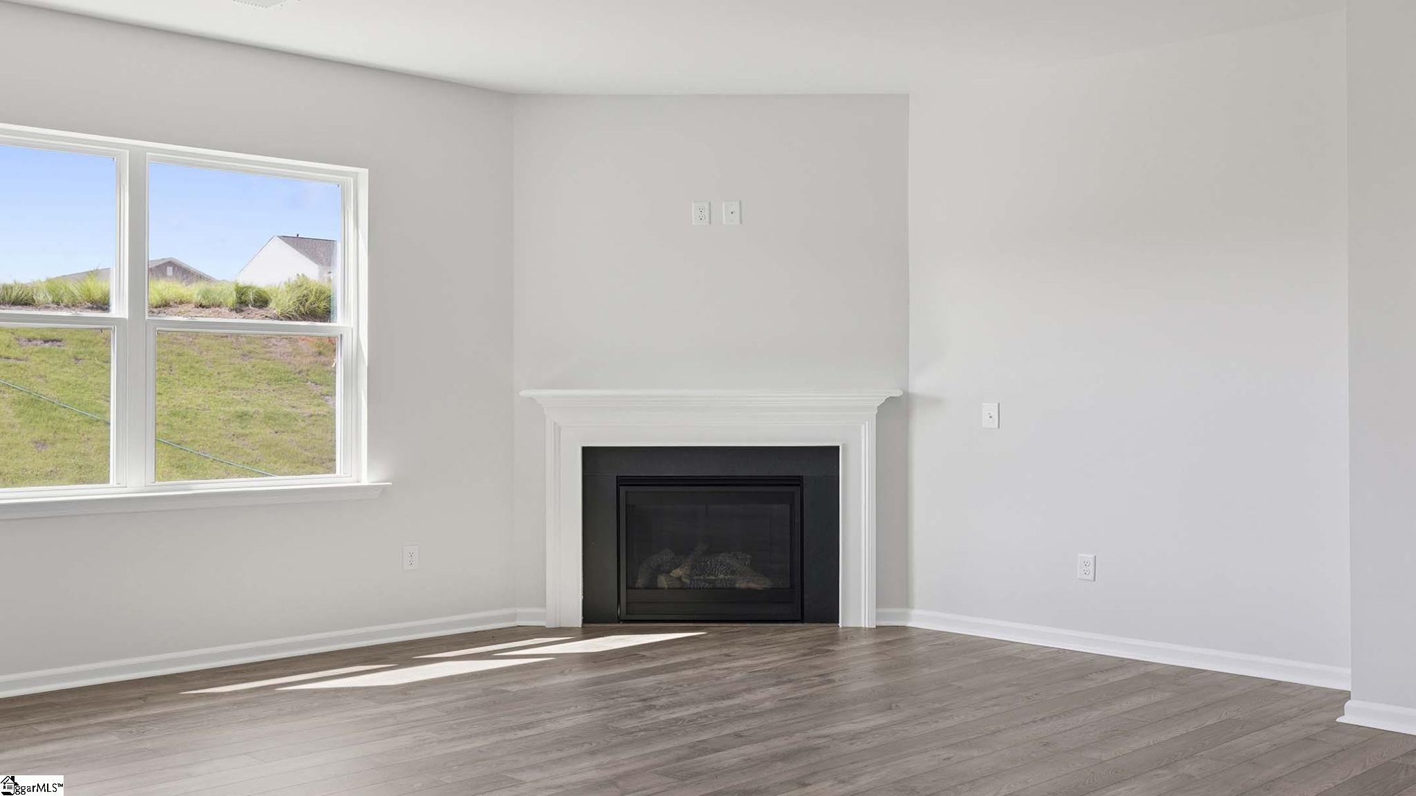 909 Pineland Drive Woodruff, SC 29388