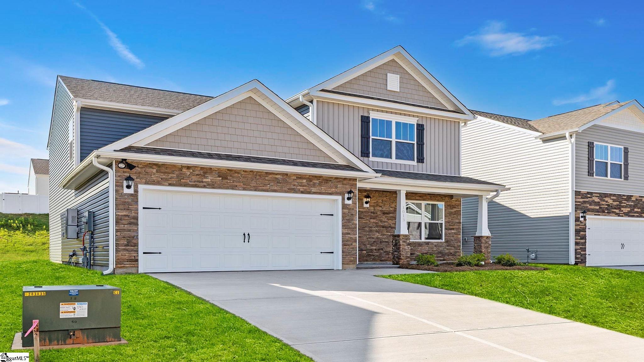 1013 Roleson Way Woodruff, SC 29388