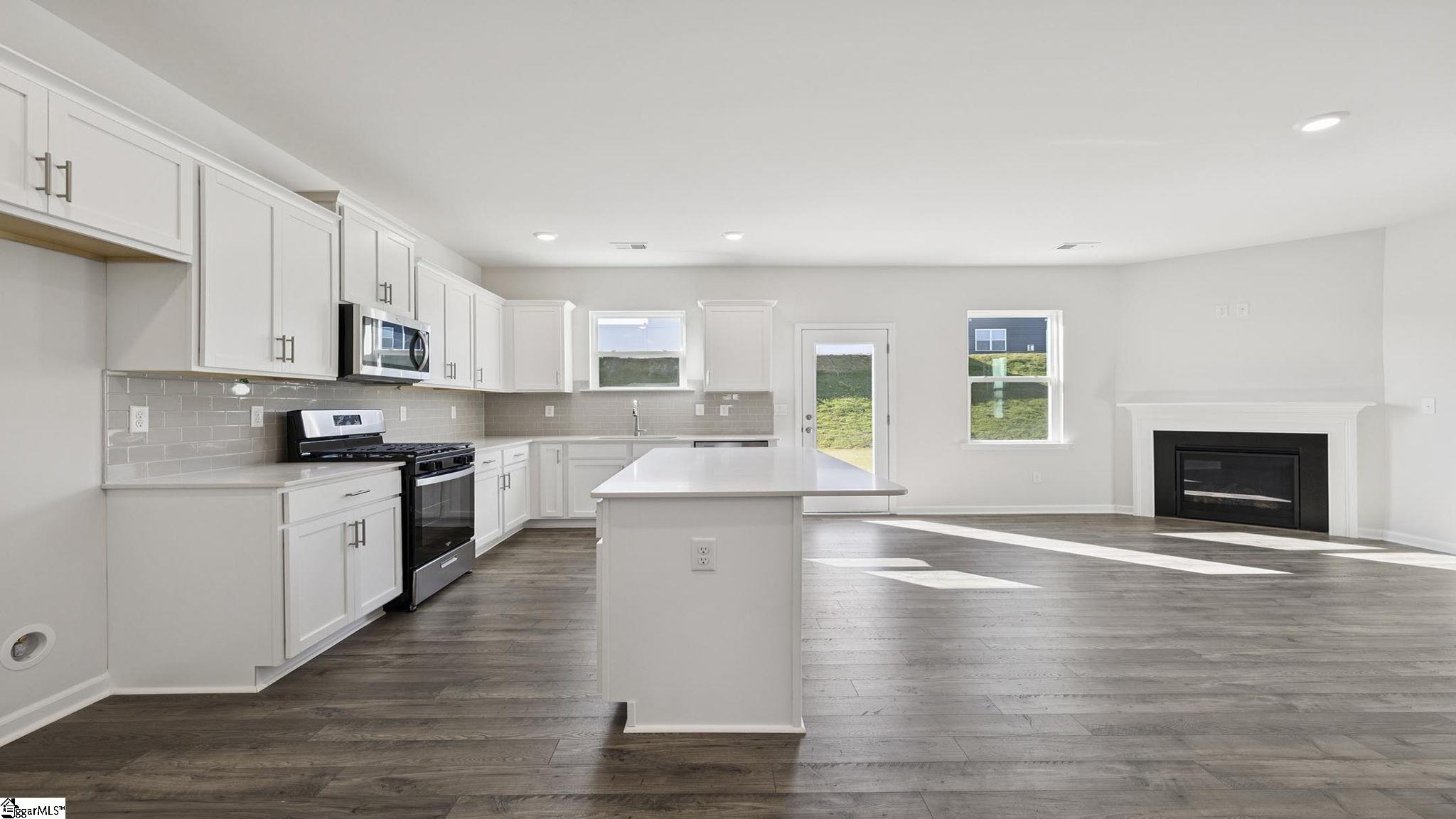 1013 Roleson Way Woodruff, SC 29388
