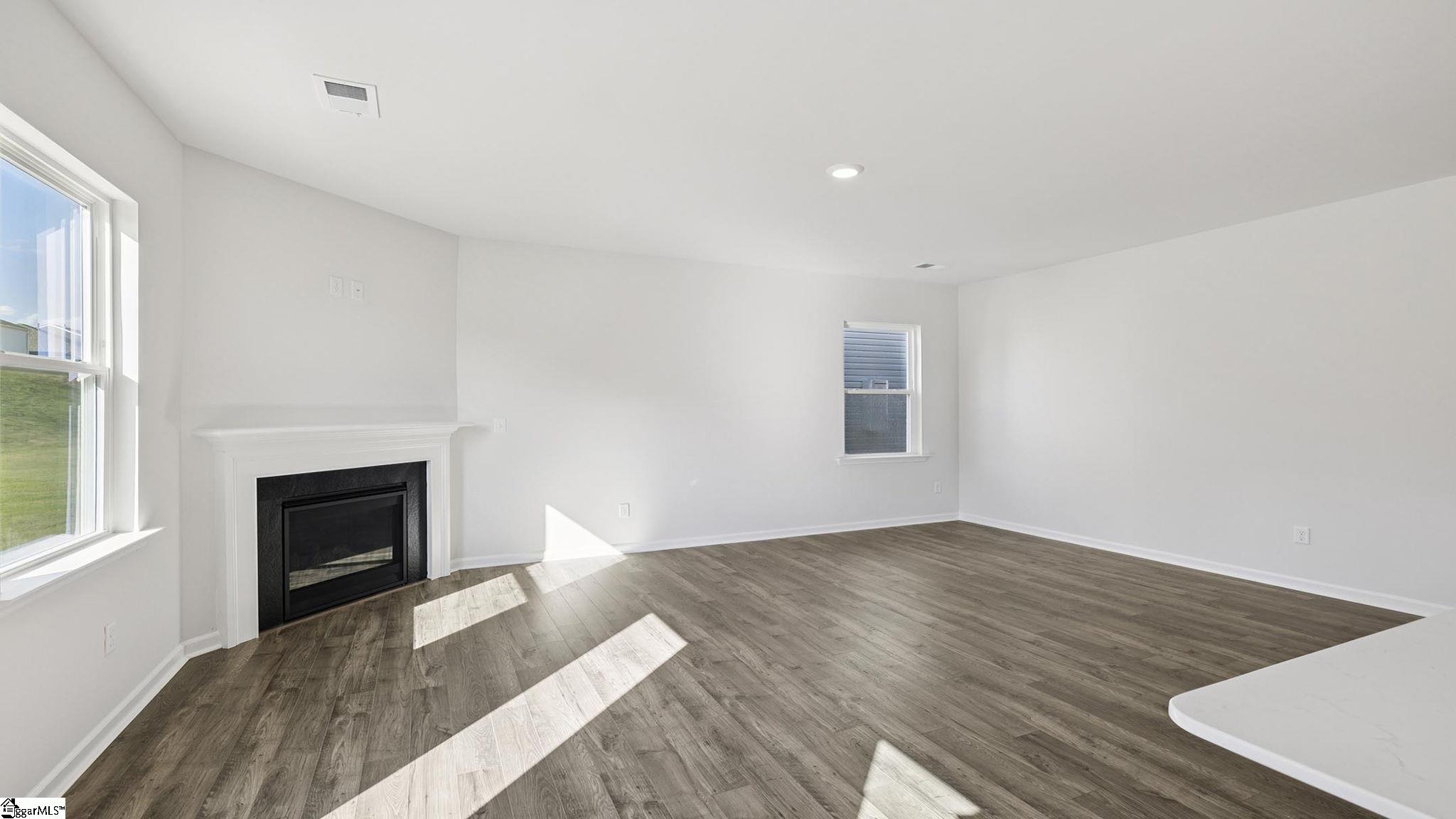 1013 Roleson Way Woodruff, SC 29388