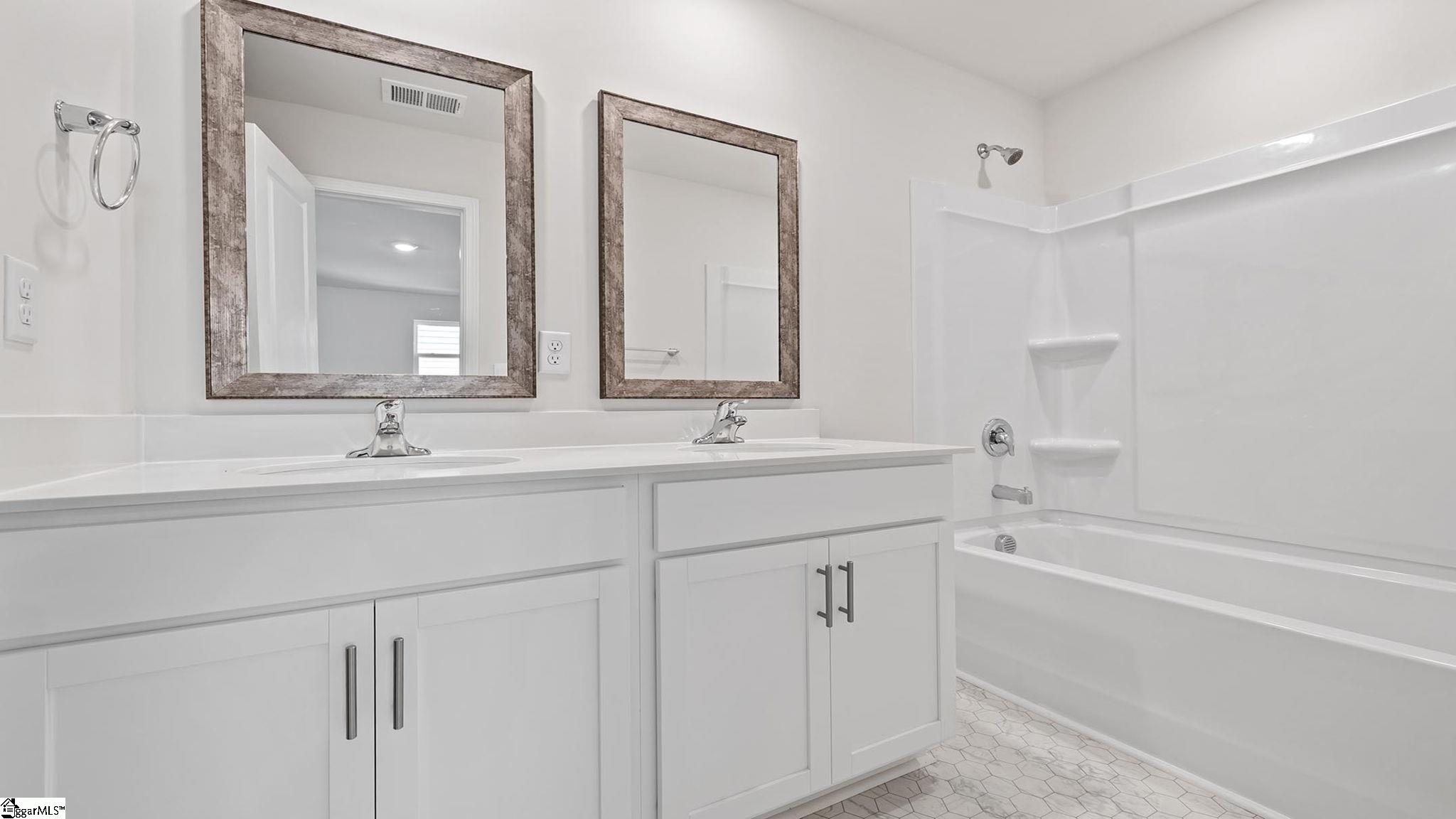 1013 Roleson Way Woodruff, SC 29388
