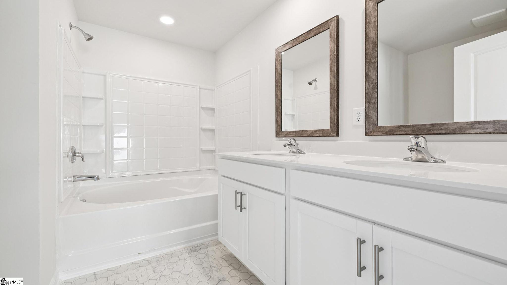 1013 Roleson Way Woodruff, SC 29388