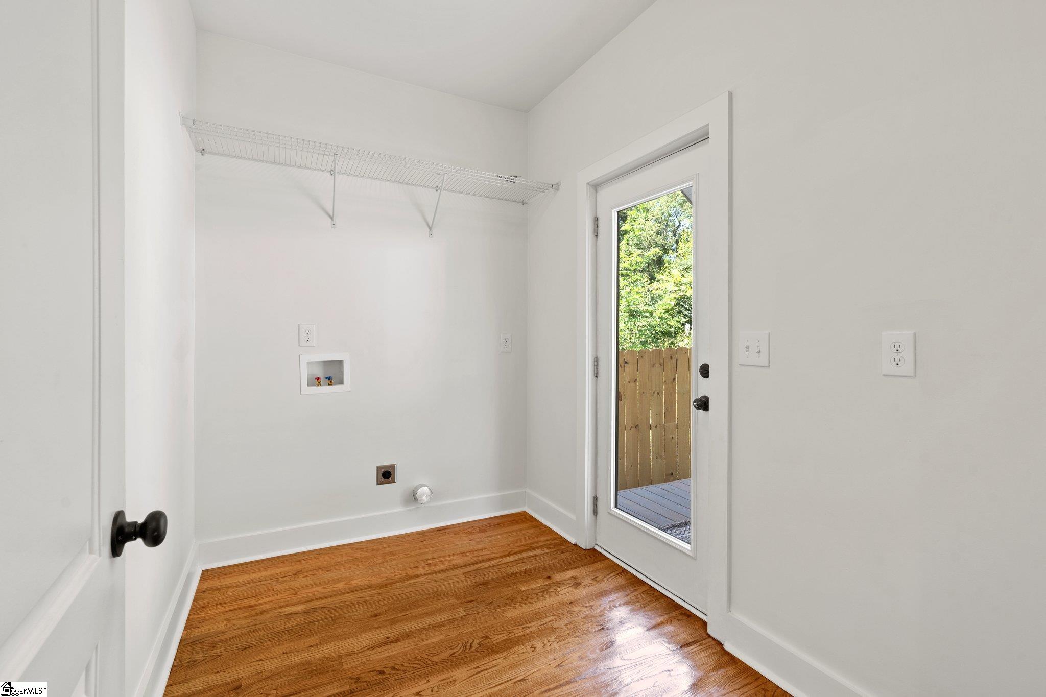 10 Martin Row Greenville, SC 29601