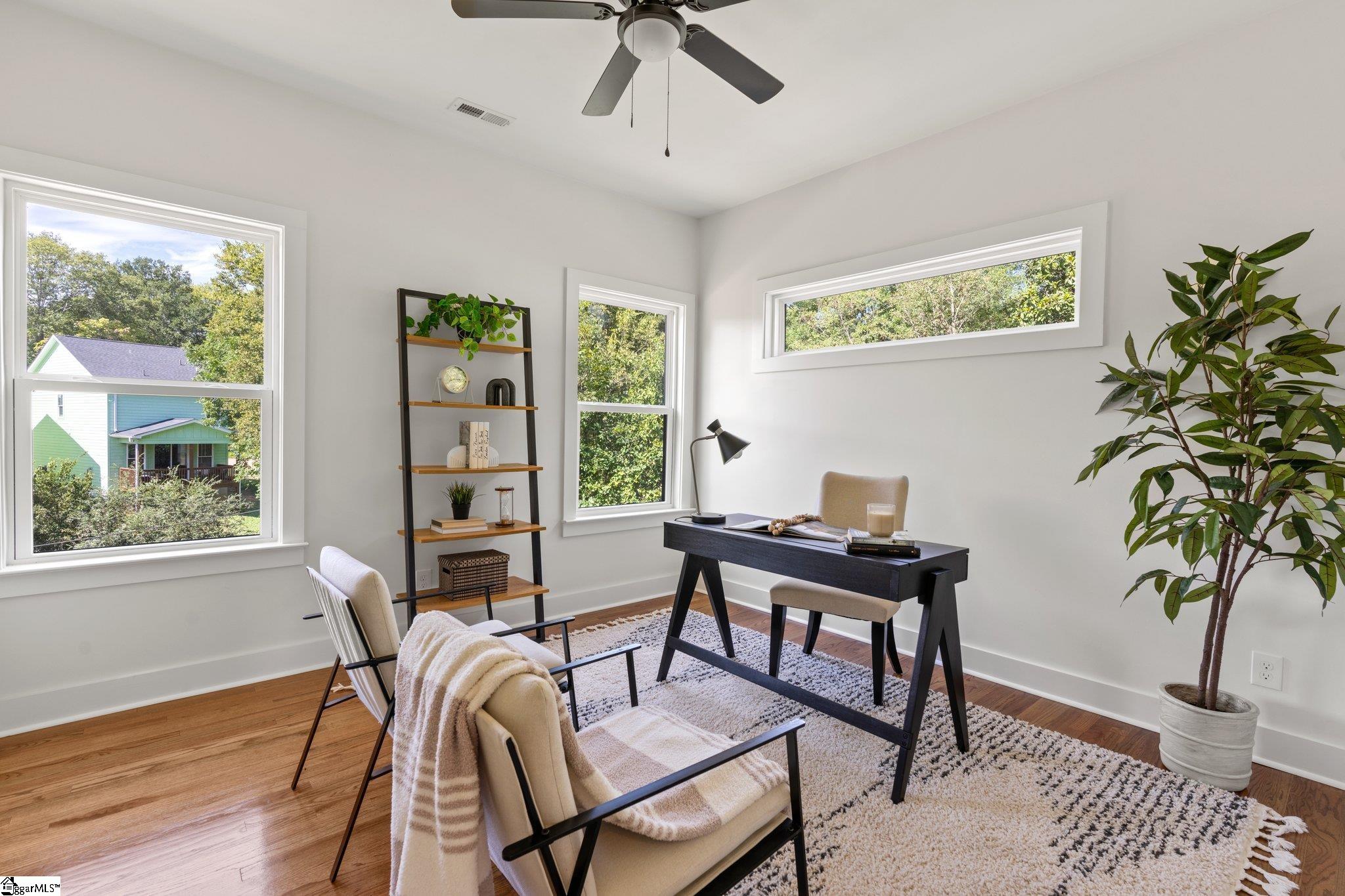 10 Martin Row Greenville, SC 29601