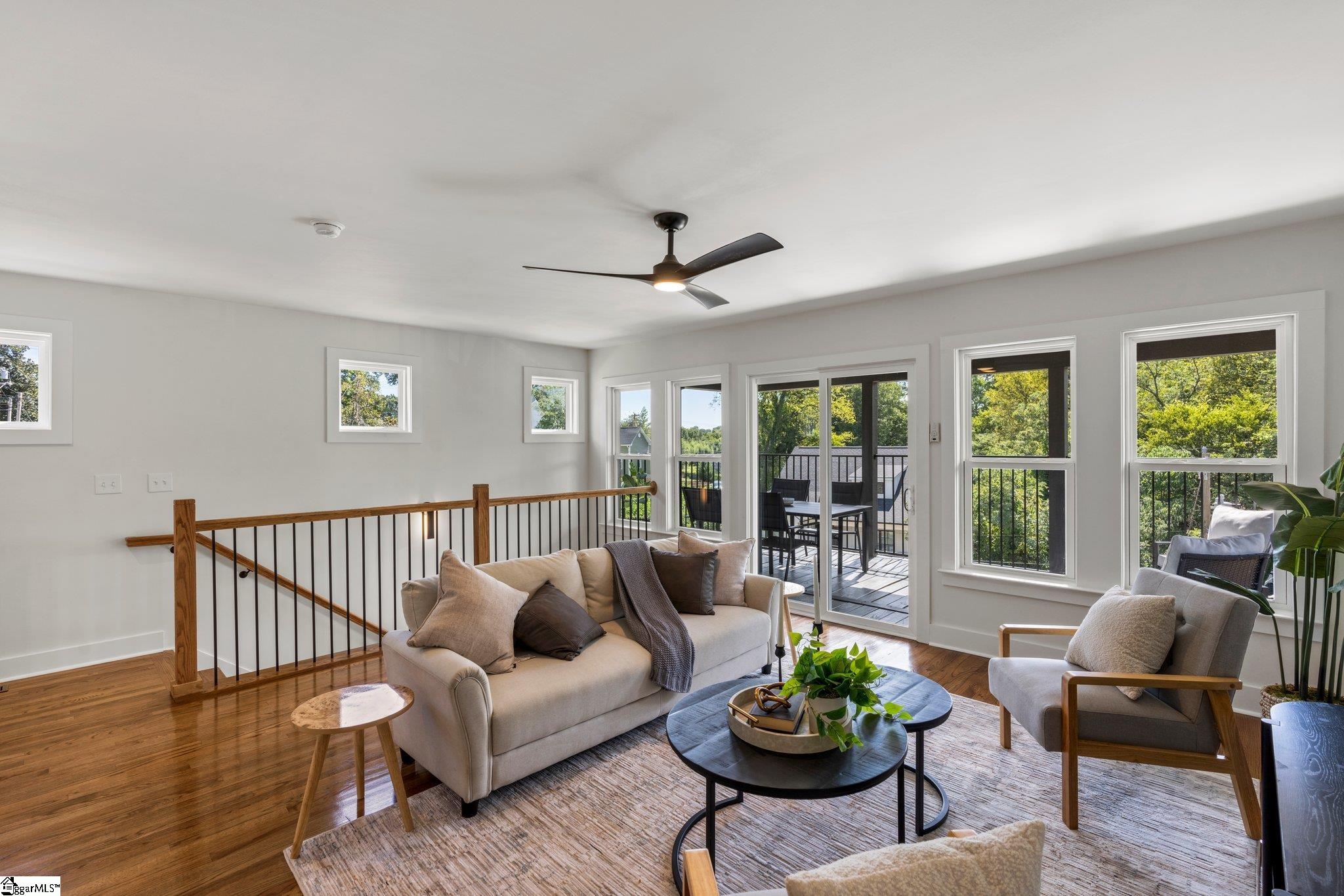 10 Martin Row Greenville, SC 29601