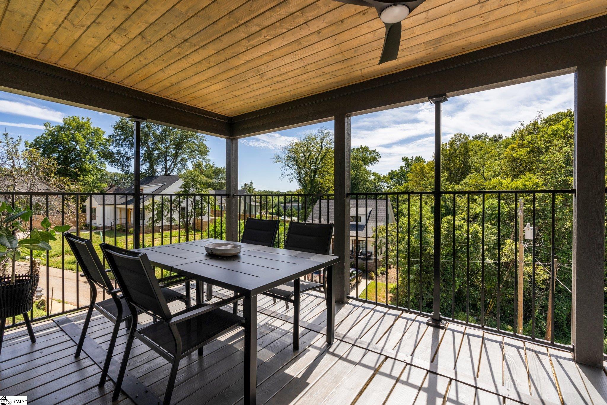 10 Martin Row Greenville, SC 29601