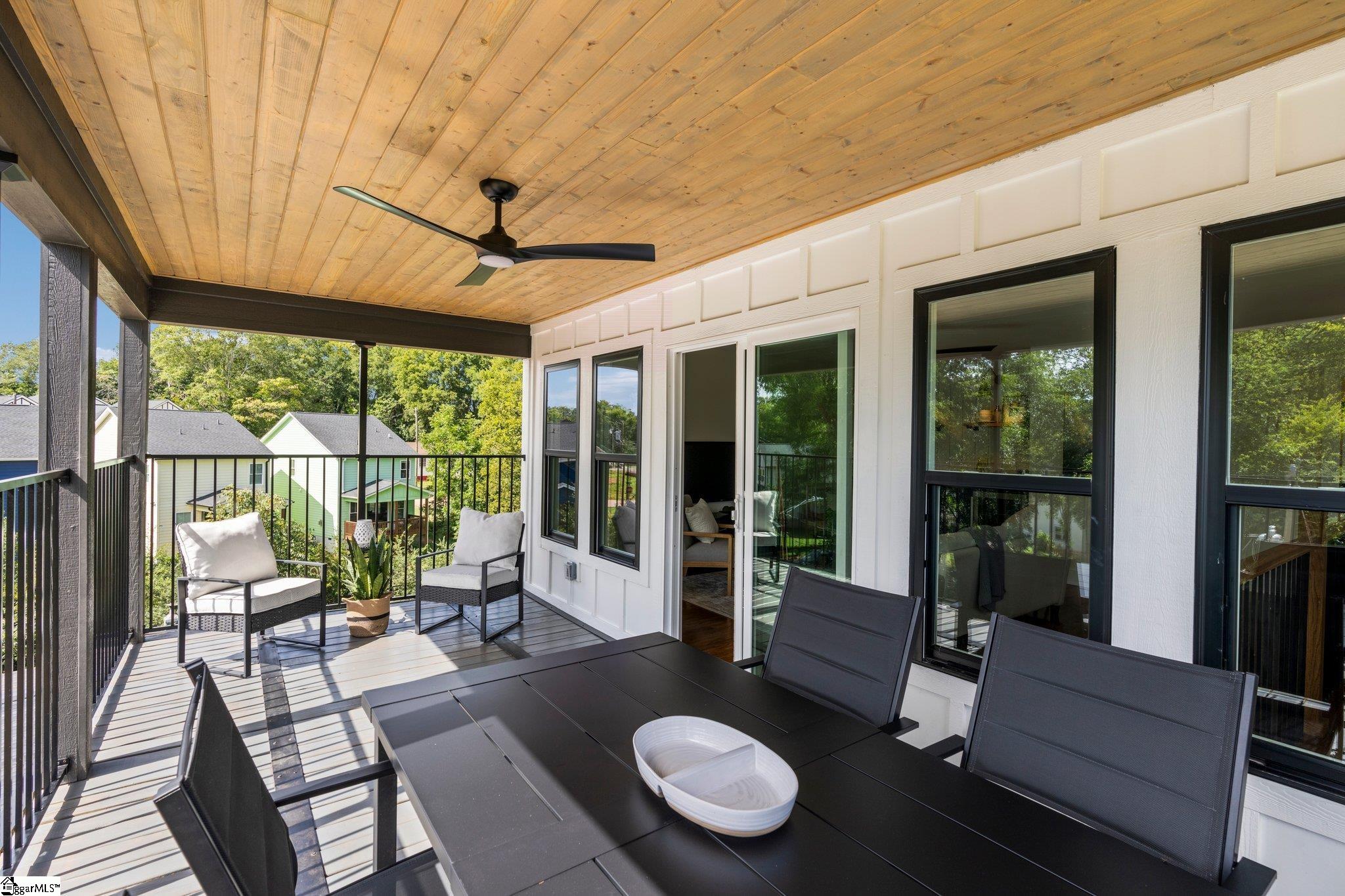 10 Martin Row Greenville, SC 29601