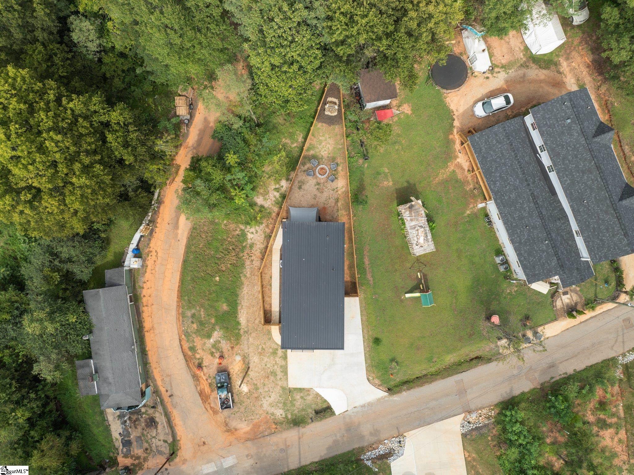 10 Martin Row Greenville, SC 29601
