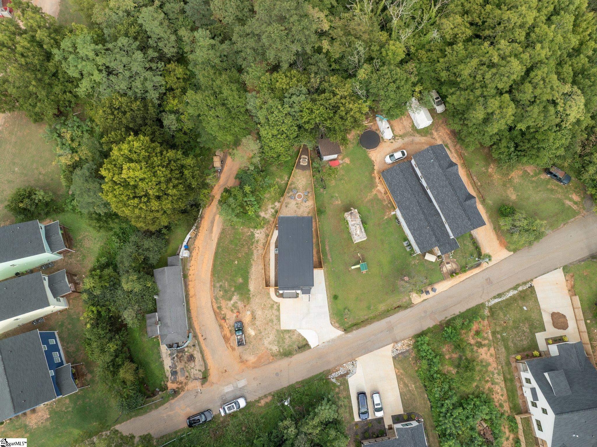 10 Martin Row Greenville, SC 29601