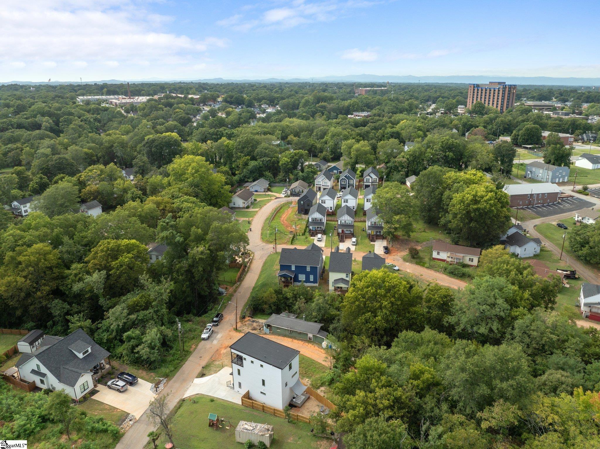 10 Martin Row Greenville, SC 29601