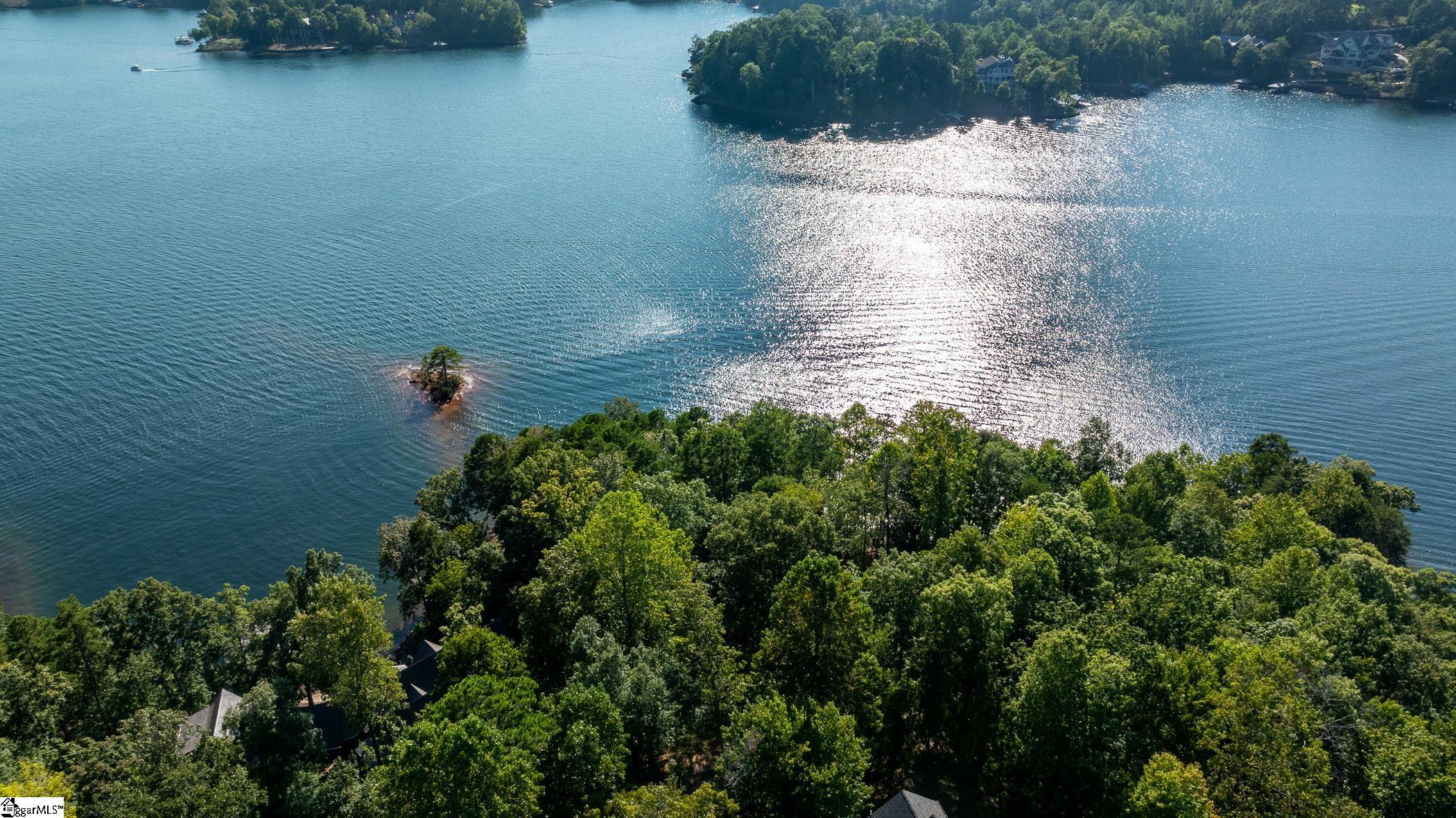 107 S Turtle Rock Road Sunset, SC 29685
