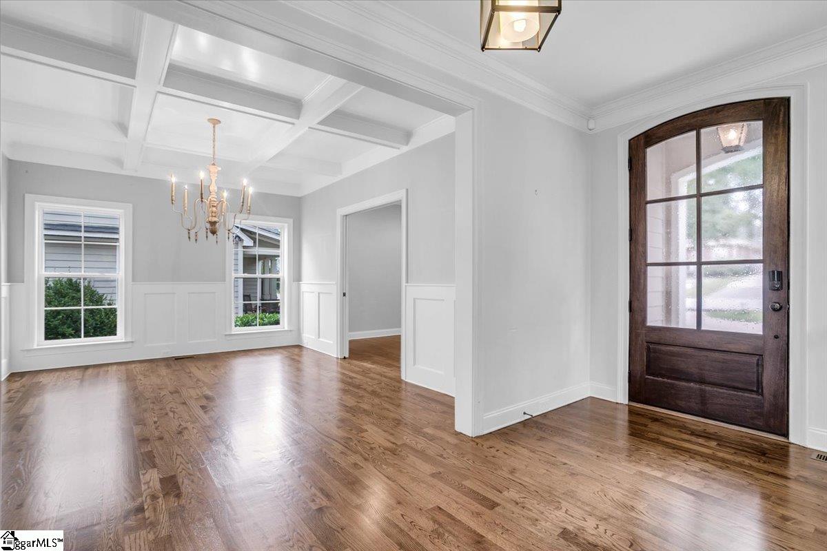 122 Keowee Avenue Greenville, SC 29605
