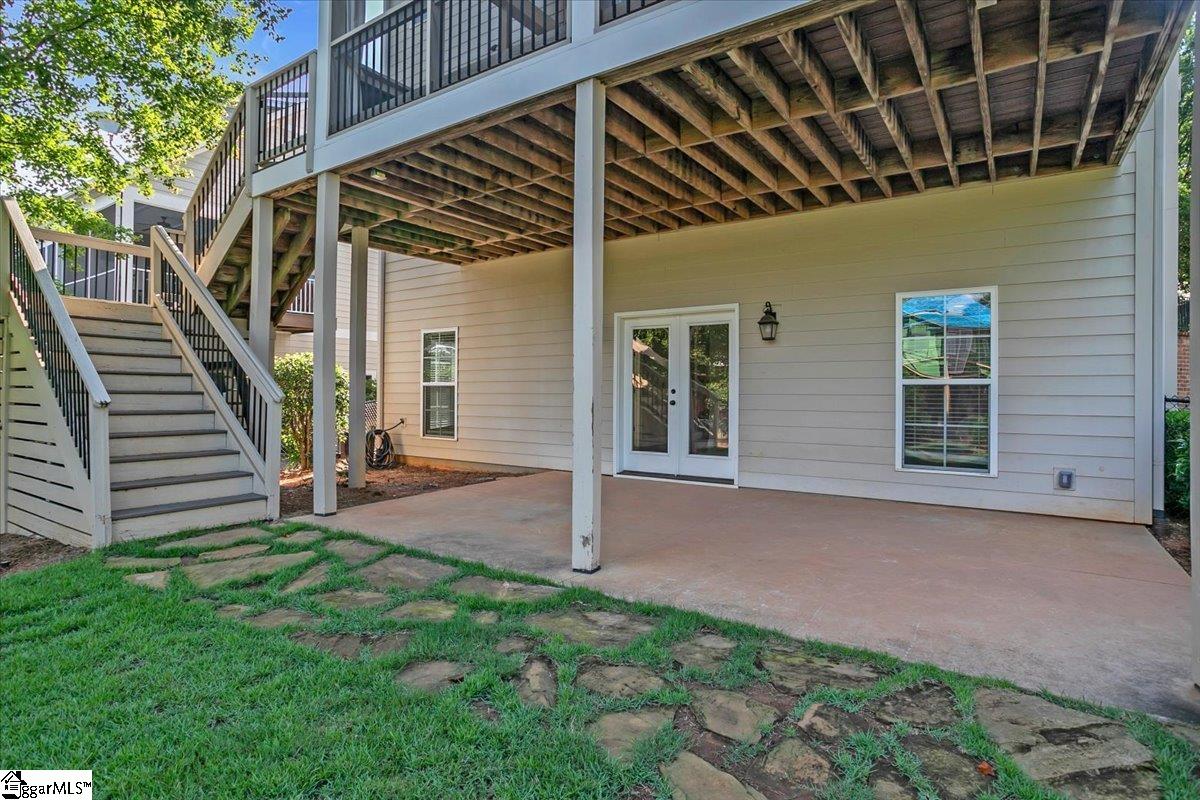 122 Keowee Avenue Greenville, SC 29605