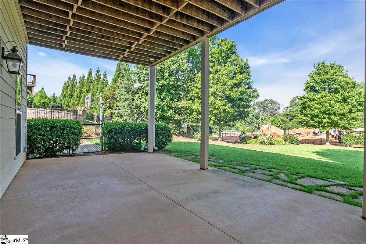122 Keowee Avenue Greenville, SC 29605
