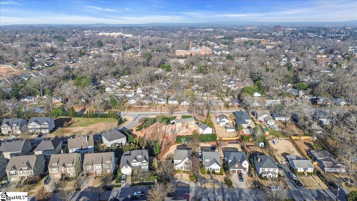 122 Keowee Avenue Greenville, SC 29605
