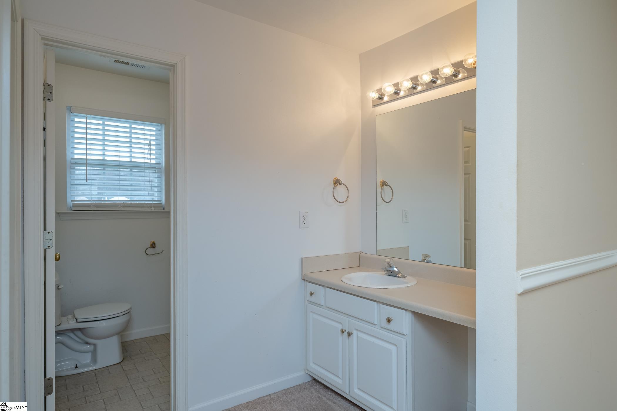 705 Hayden Court Taylors, SC 29687