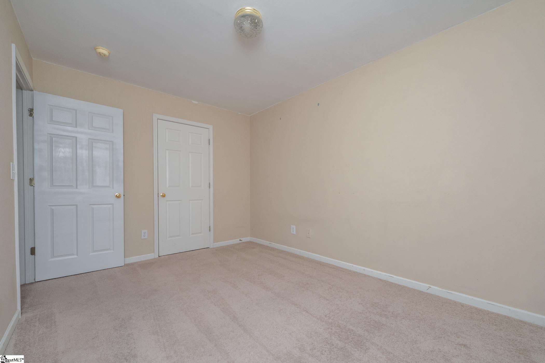 705 Hayden Court Taylors, SC 29687