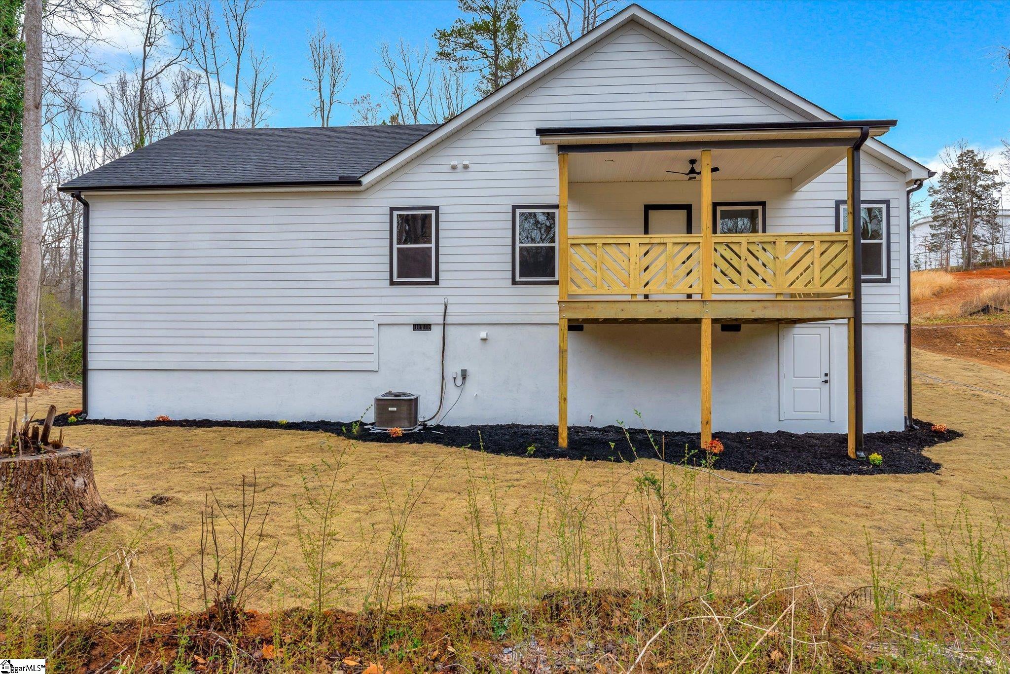 198 Saratoga Avenue Spartanburg, SC 29302