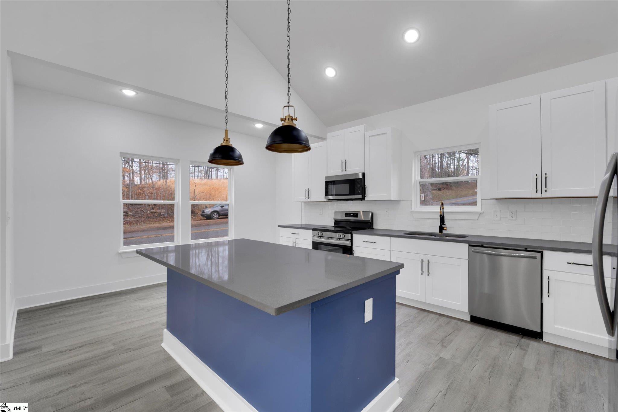 198 Saratoga Avenue Spartanburg, SC 29302