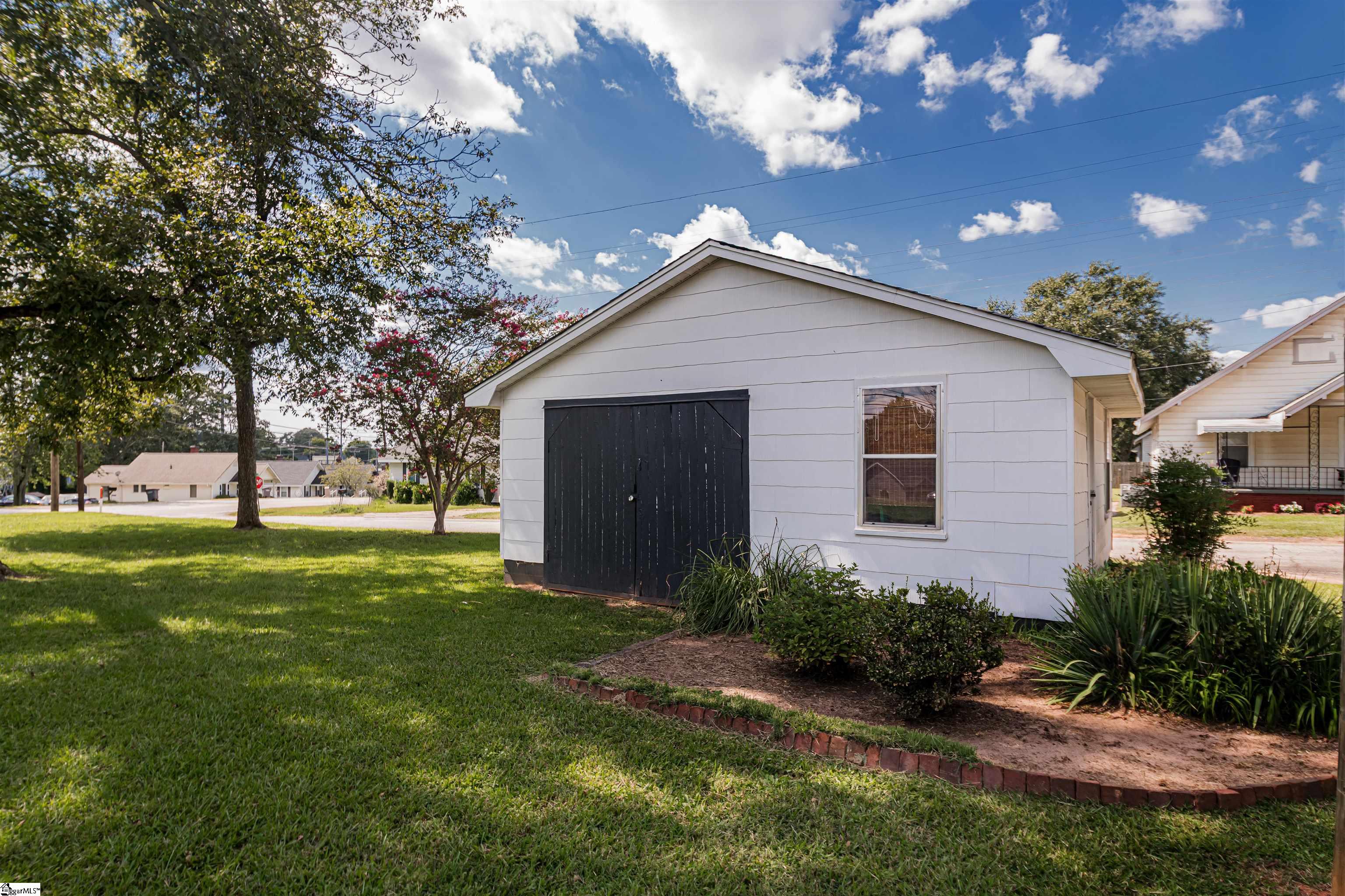 803 Anderson Drive Liberty, SC 29657