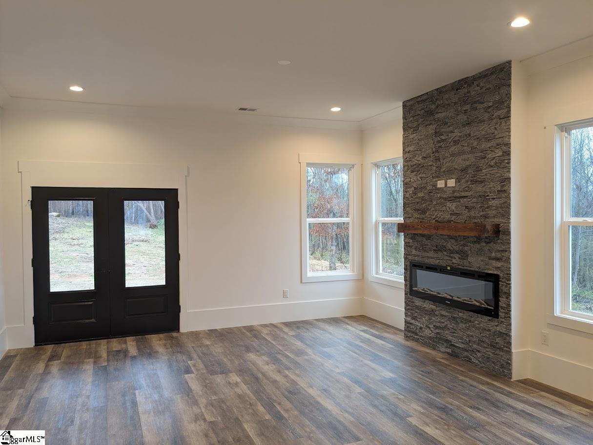 127 Moore Drive Easley, SC 29642