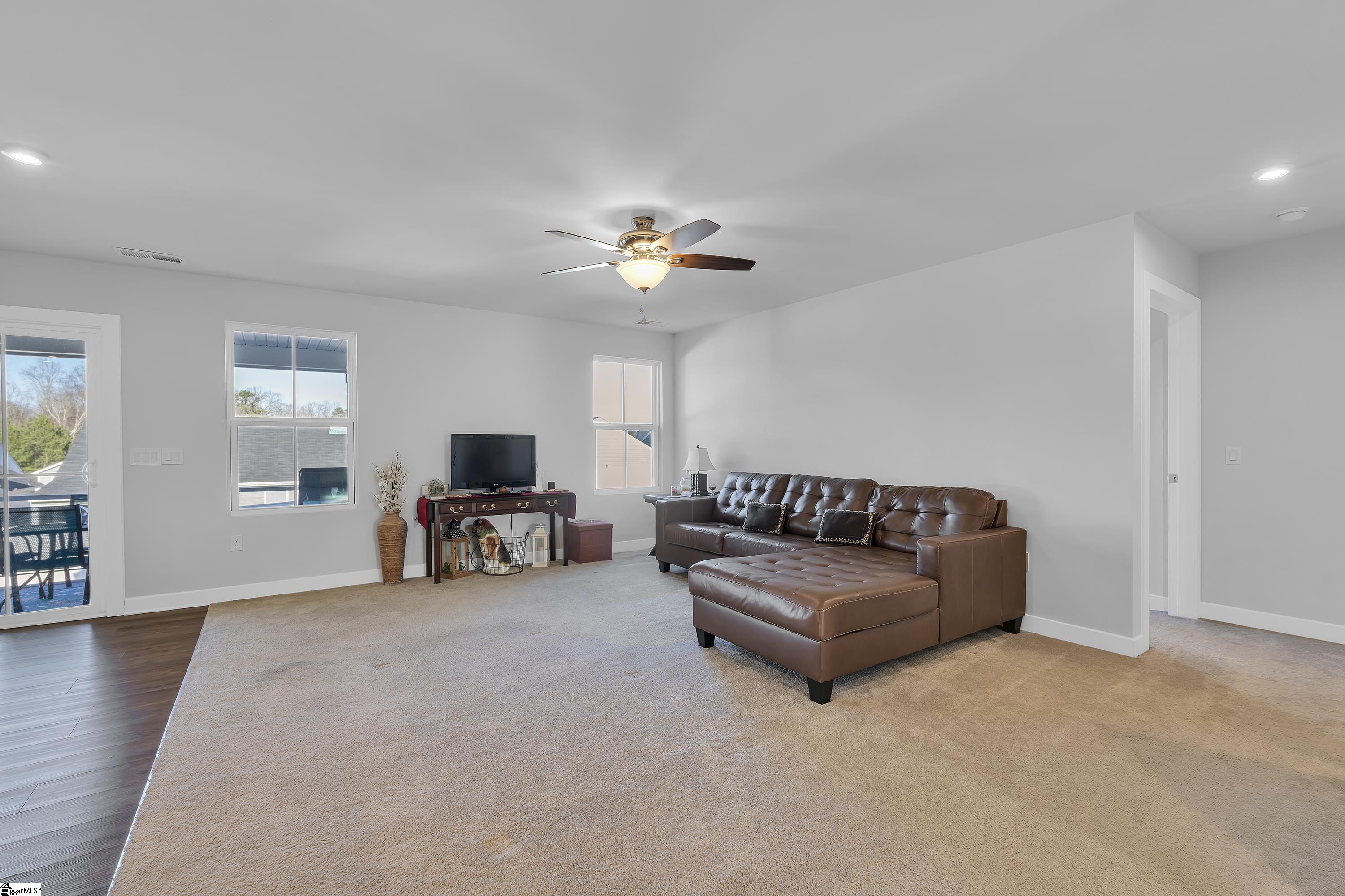 2325 Caffry Lane Boiling Springs, SC 29316