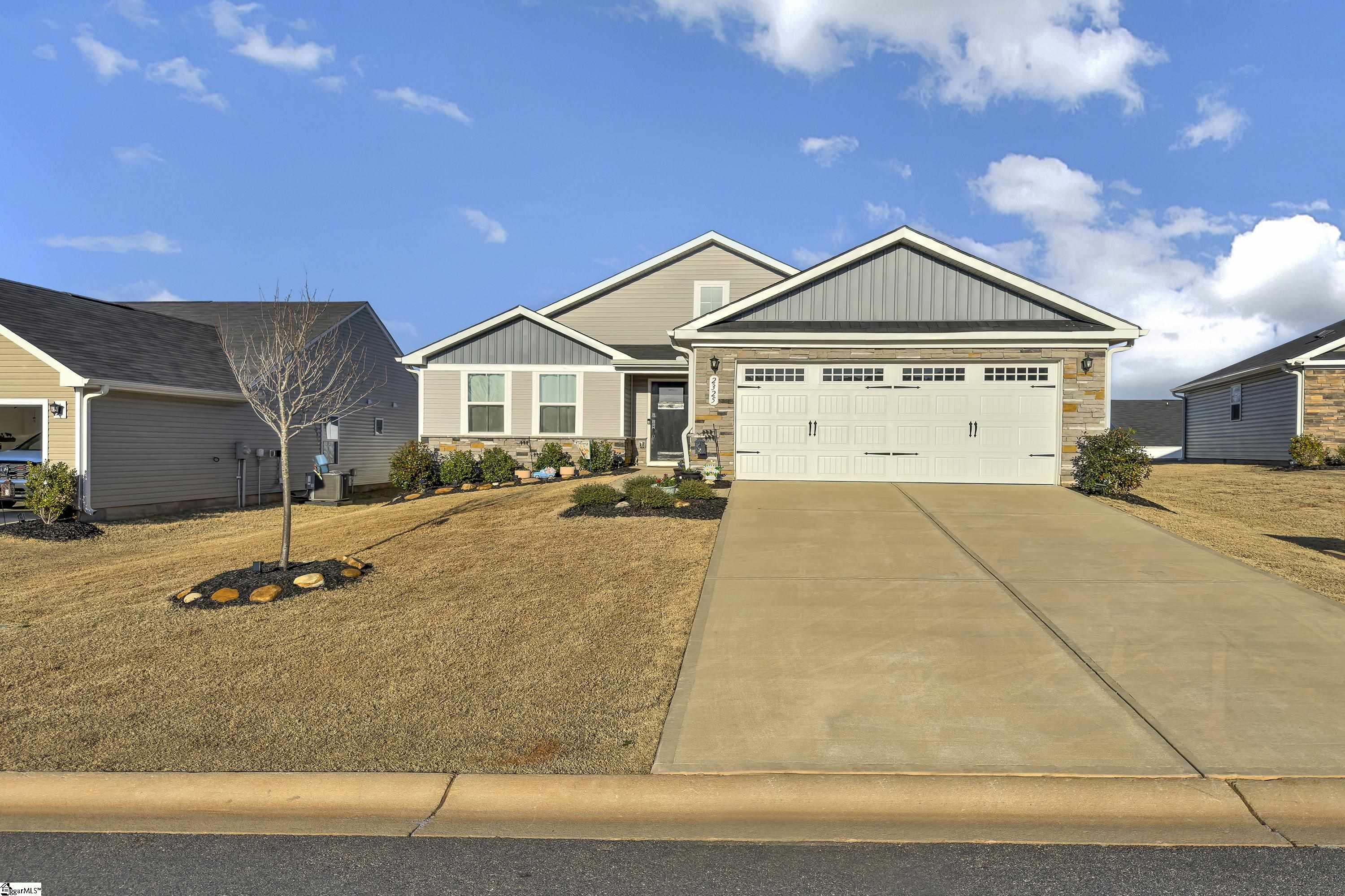 2325 Caffry Lane Boiling Springs, SC 29316