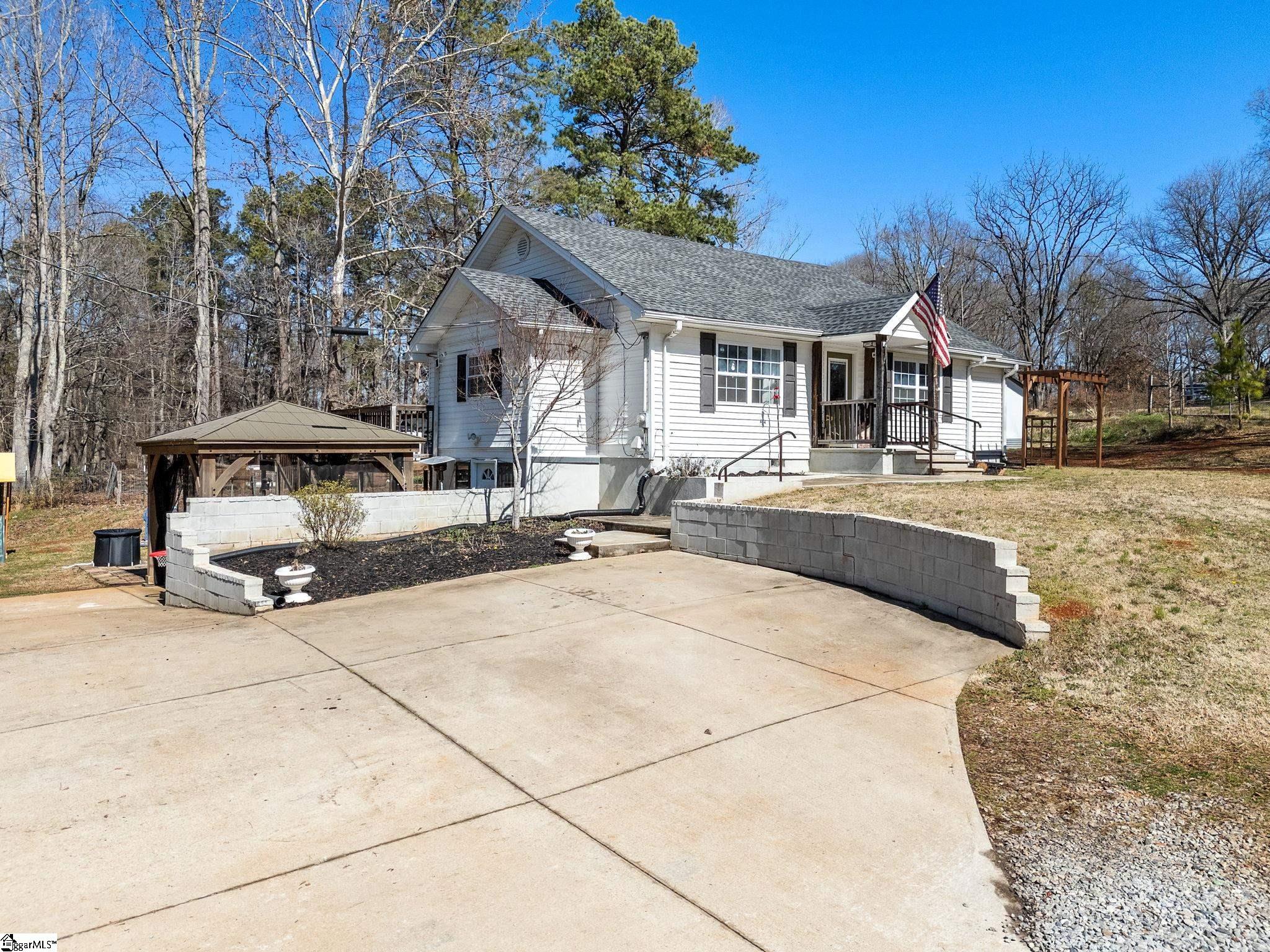 741 Old Furnace Road Boiling Springs, SC 29316
