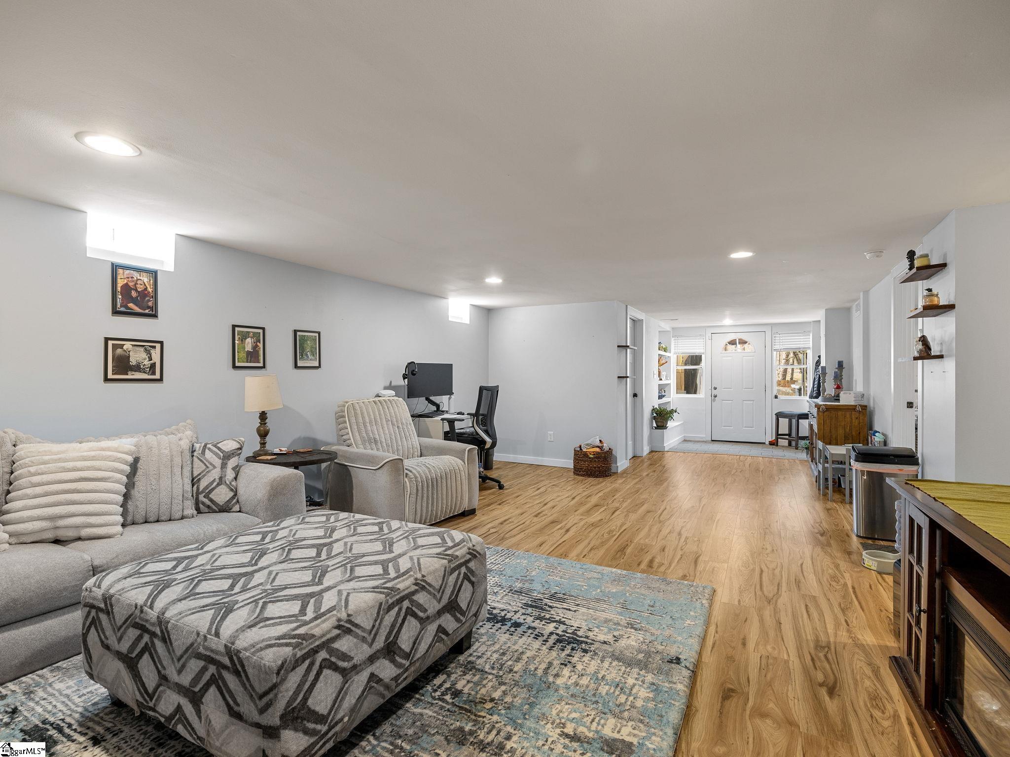 741 Old Furnace Road Boiling Springs, SC 29316