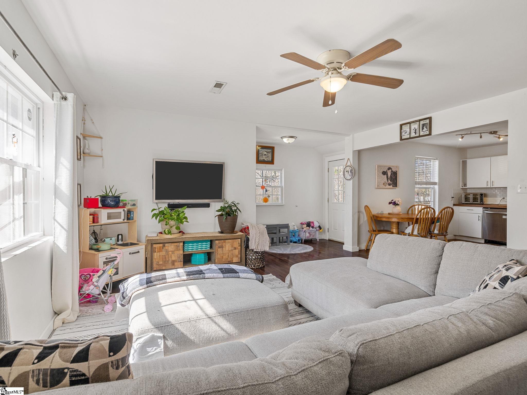 741 Old Furnace Road Boiling Springs, SC 29316