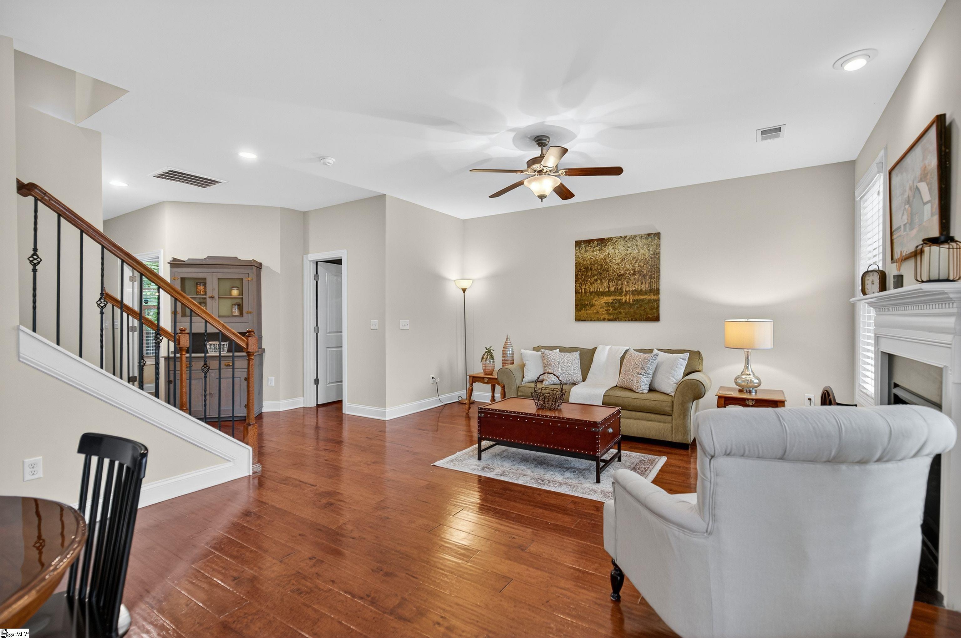 22 Kelvyn Street Greer, SC 29651