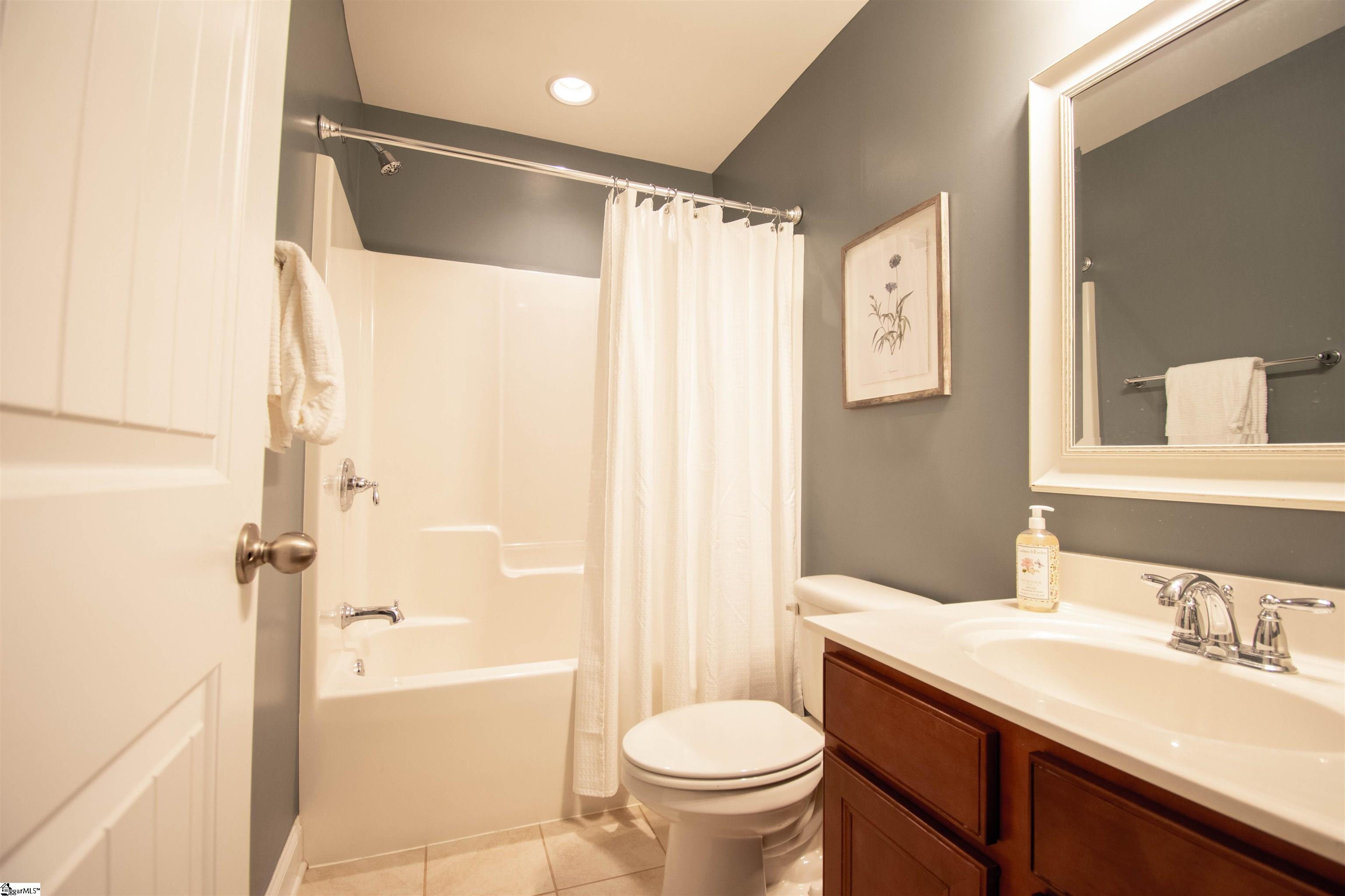 22 Kelvyn Street Greer, SC 29651
