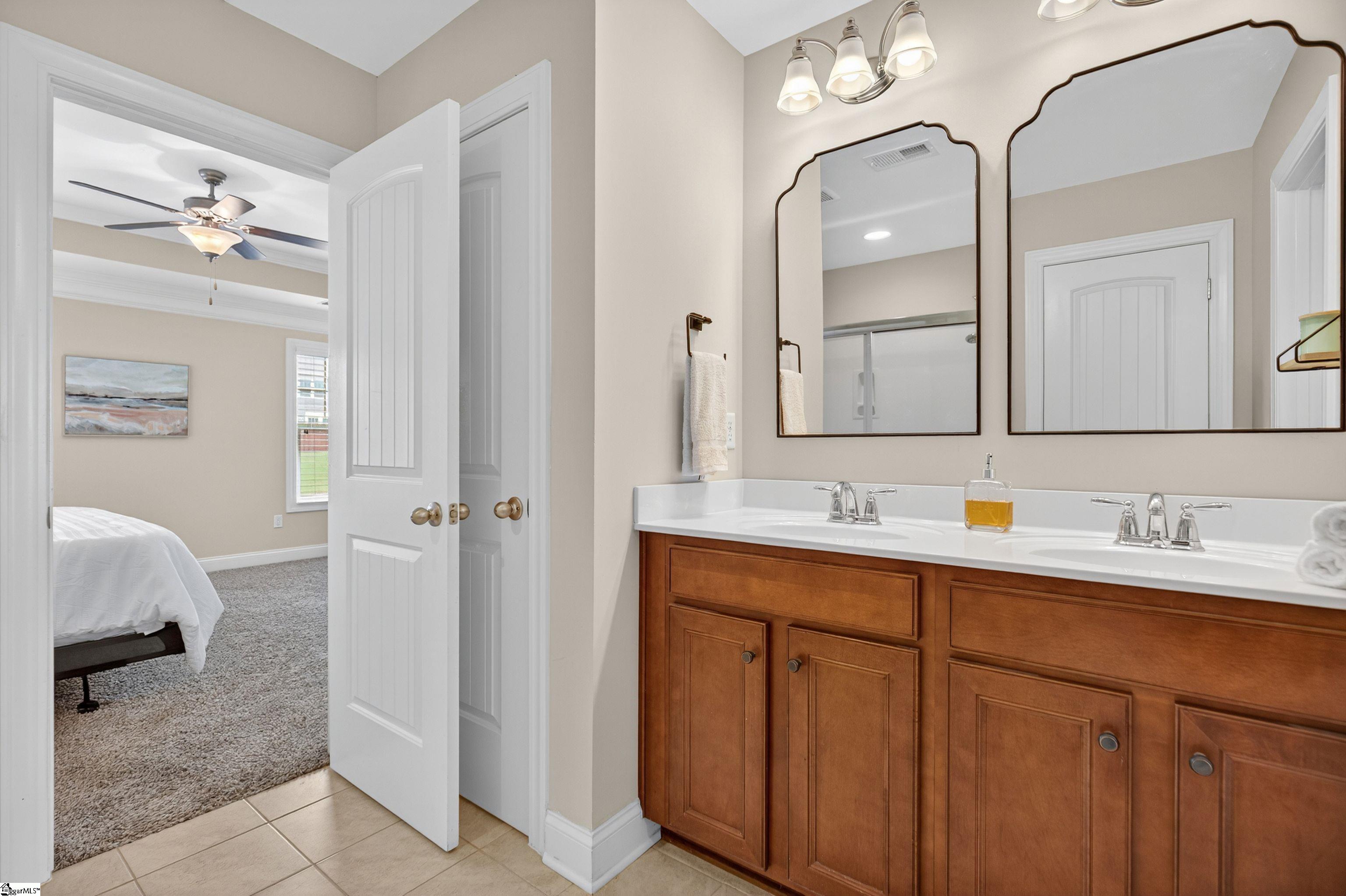22 Kelvyn Street Greer, SC 29651