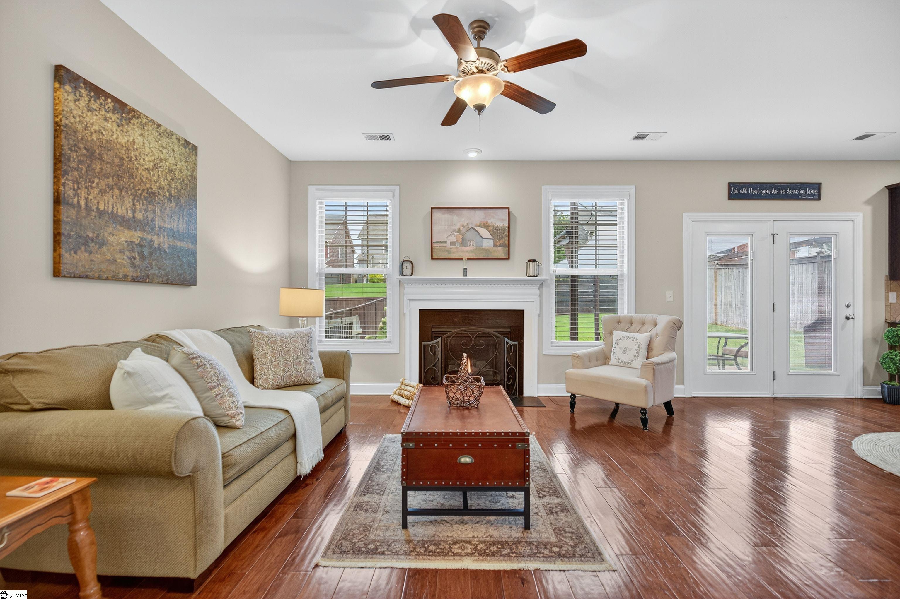 22 Kelvyn Street Greer, SC 29651