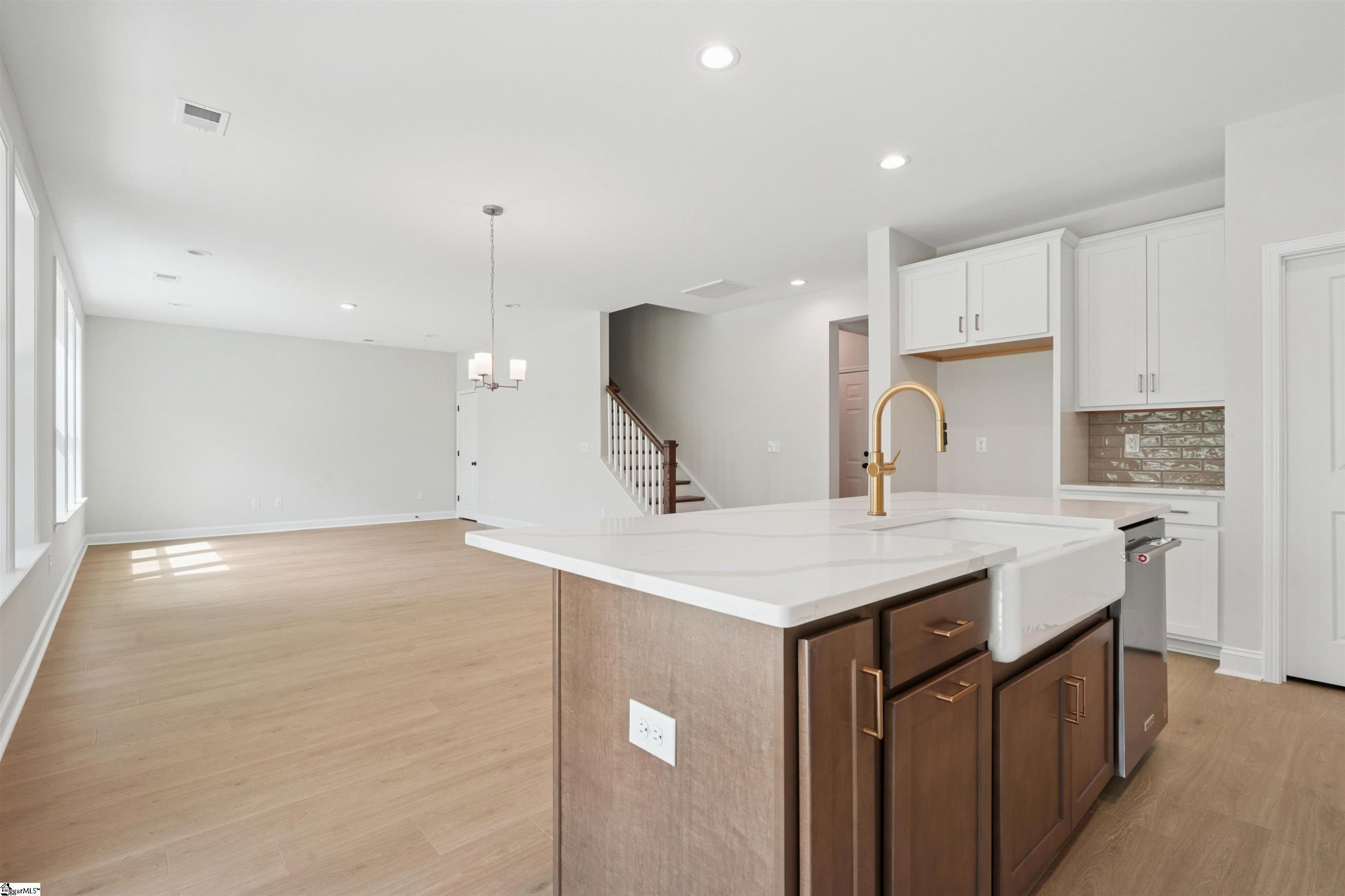 108 Winding Stream Circle UNIT Lot 24 Treyburn Traditional Simpsonville, SC 29681