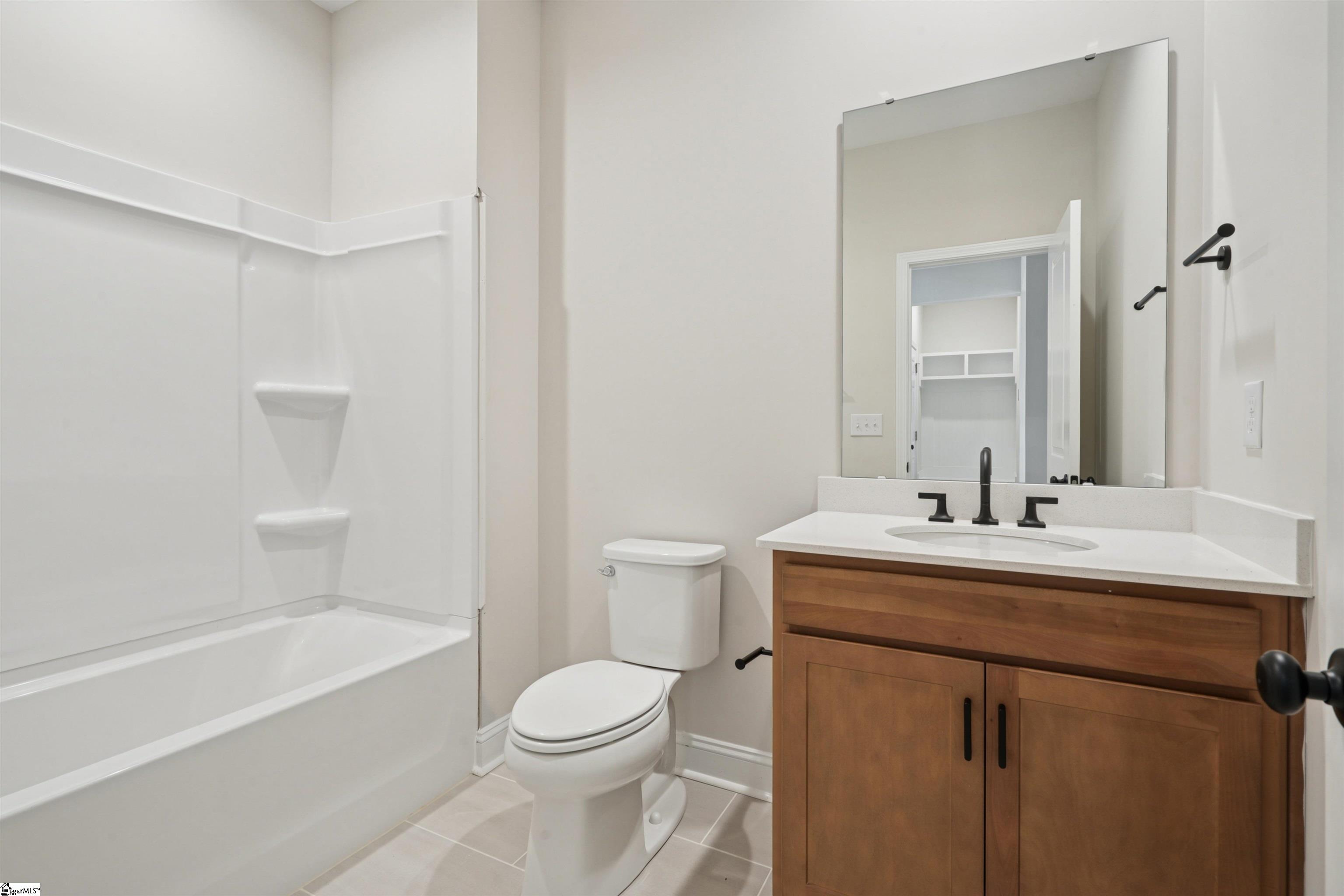 108 Winding Stream Circle UNIT Lot 24 Treyburn Traditional Simpsonville, SC 29681