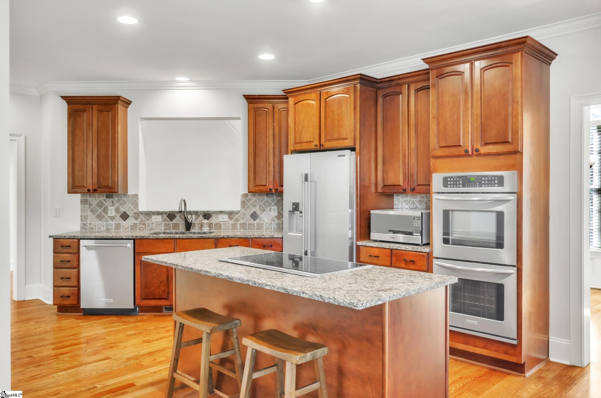206 Waverly Hall Lane Simpsonville, SC 29681