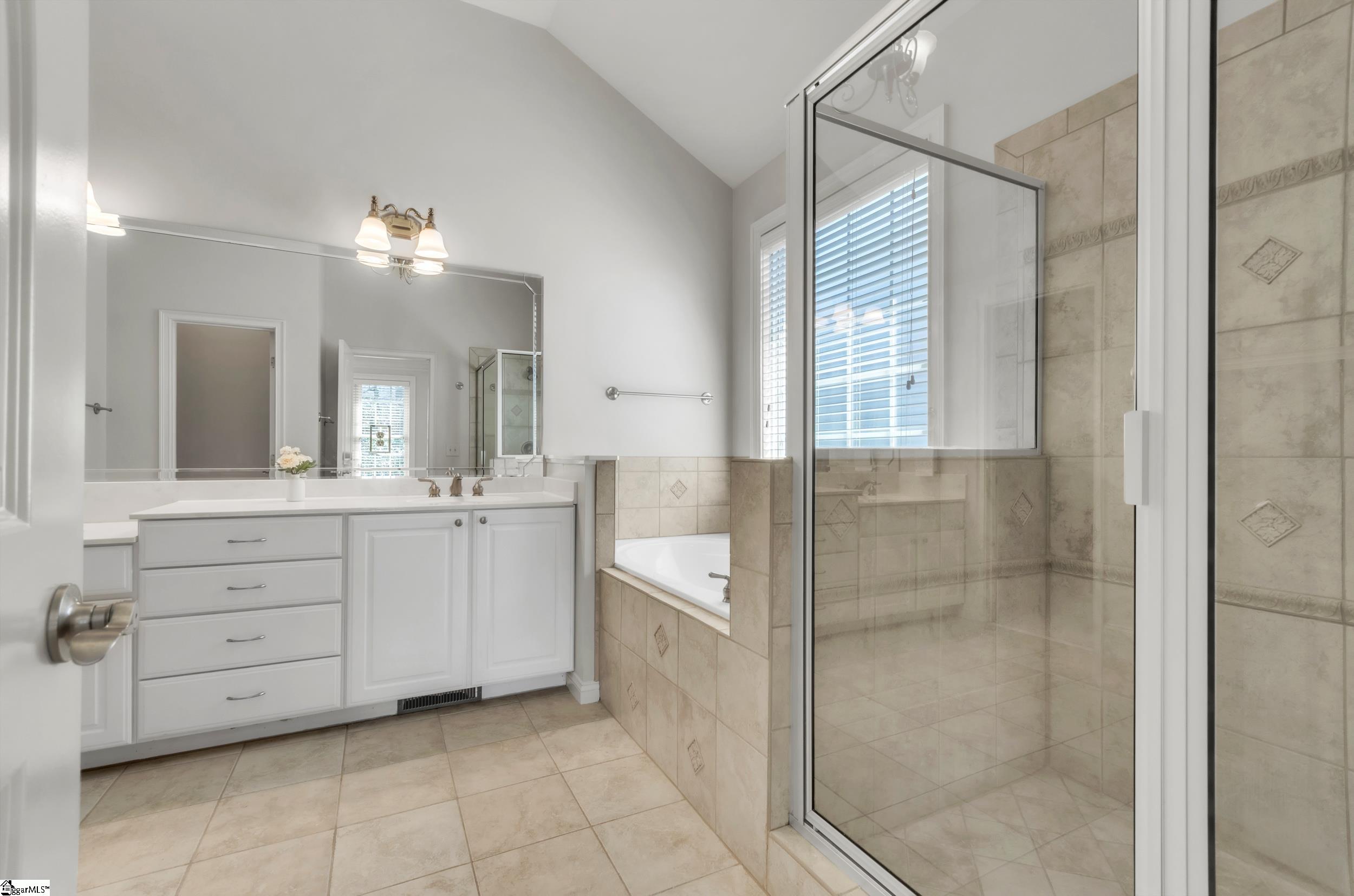 206 Waverly Hall Lane Simpsonville, SC 29681