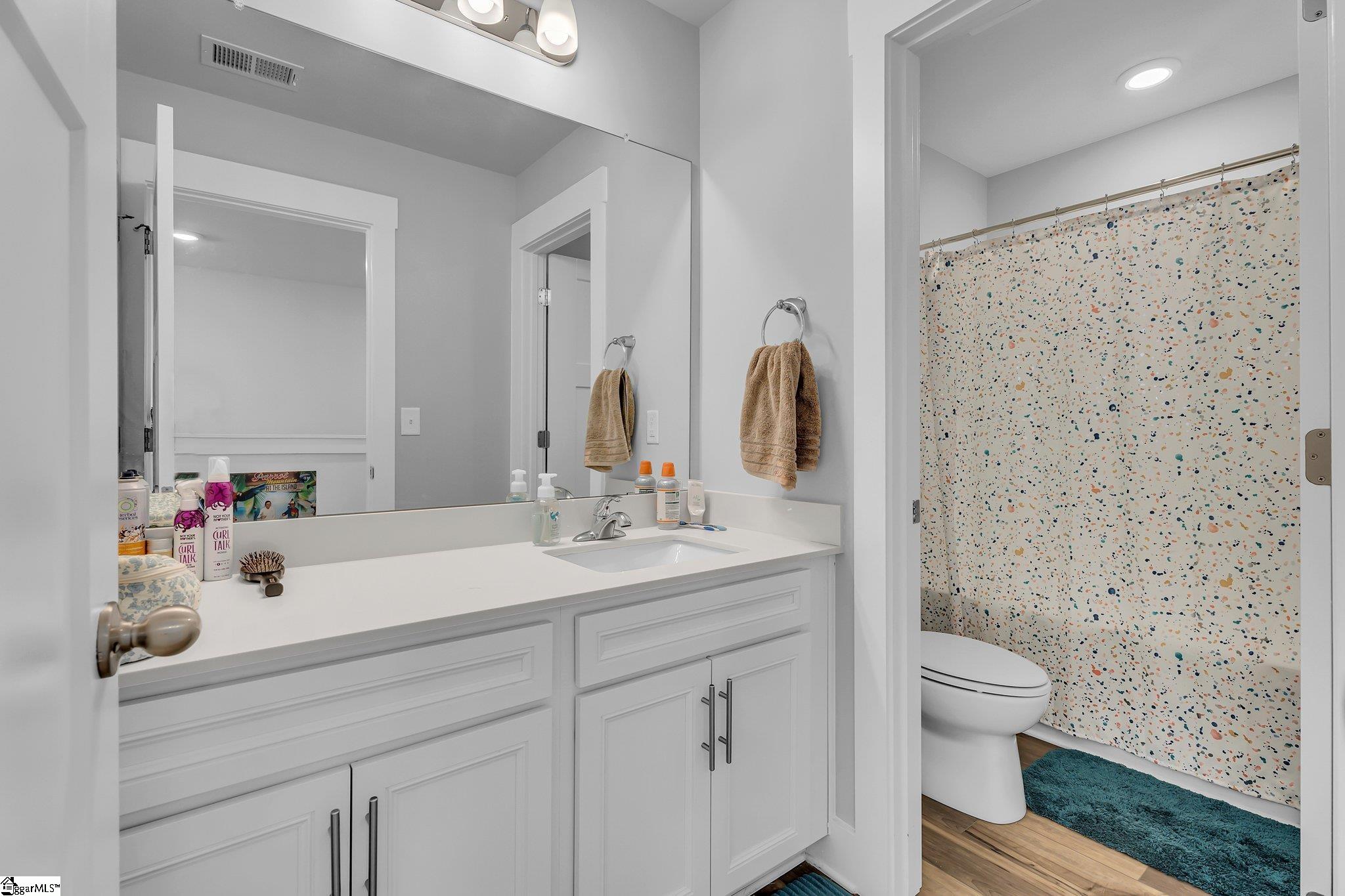 517 Robinwood Place Duncan, SC 29334