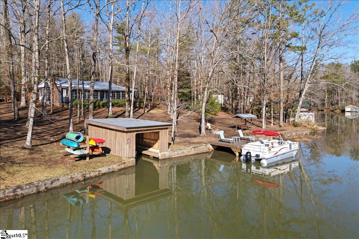 693 W. Cove Drive Mountain Rest, SC 29664-9599