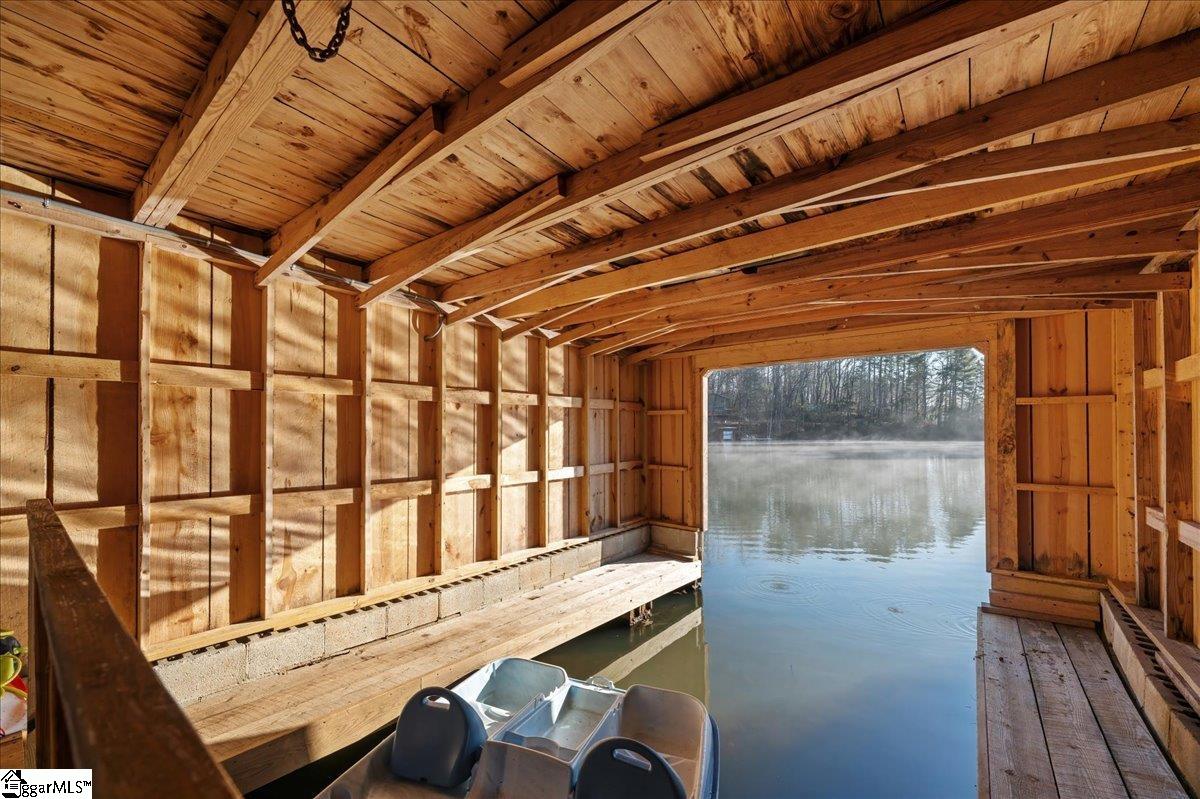 693 W. Cove Drive Mountain Rest, SC 29664-9599